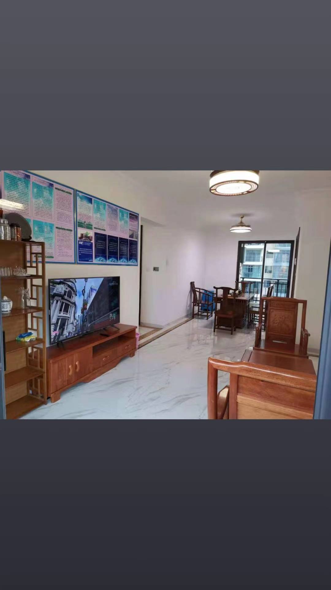 碧桂园一、二期(中央首府) 4室2厅2卫 3500.0元/月 碧桂园一、二期(中央首府) 4室2厅2卫 3500.0元/月室内图