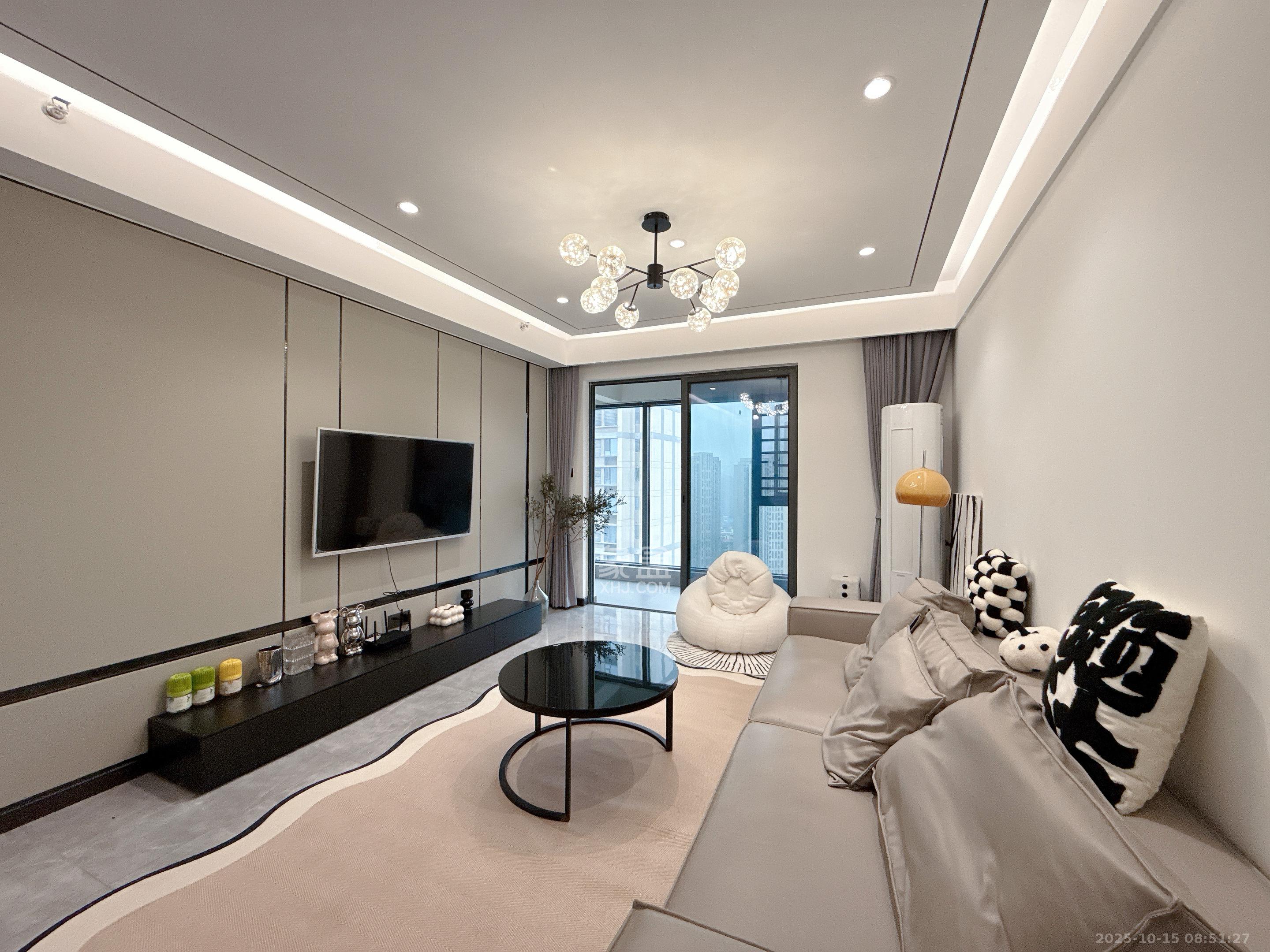 卓越中寰  3室2厅2卫    5000.0元/月 卓越中寰  3室2厅2卫    5000.0元/月室内图