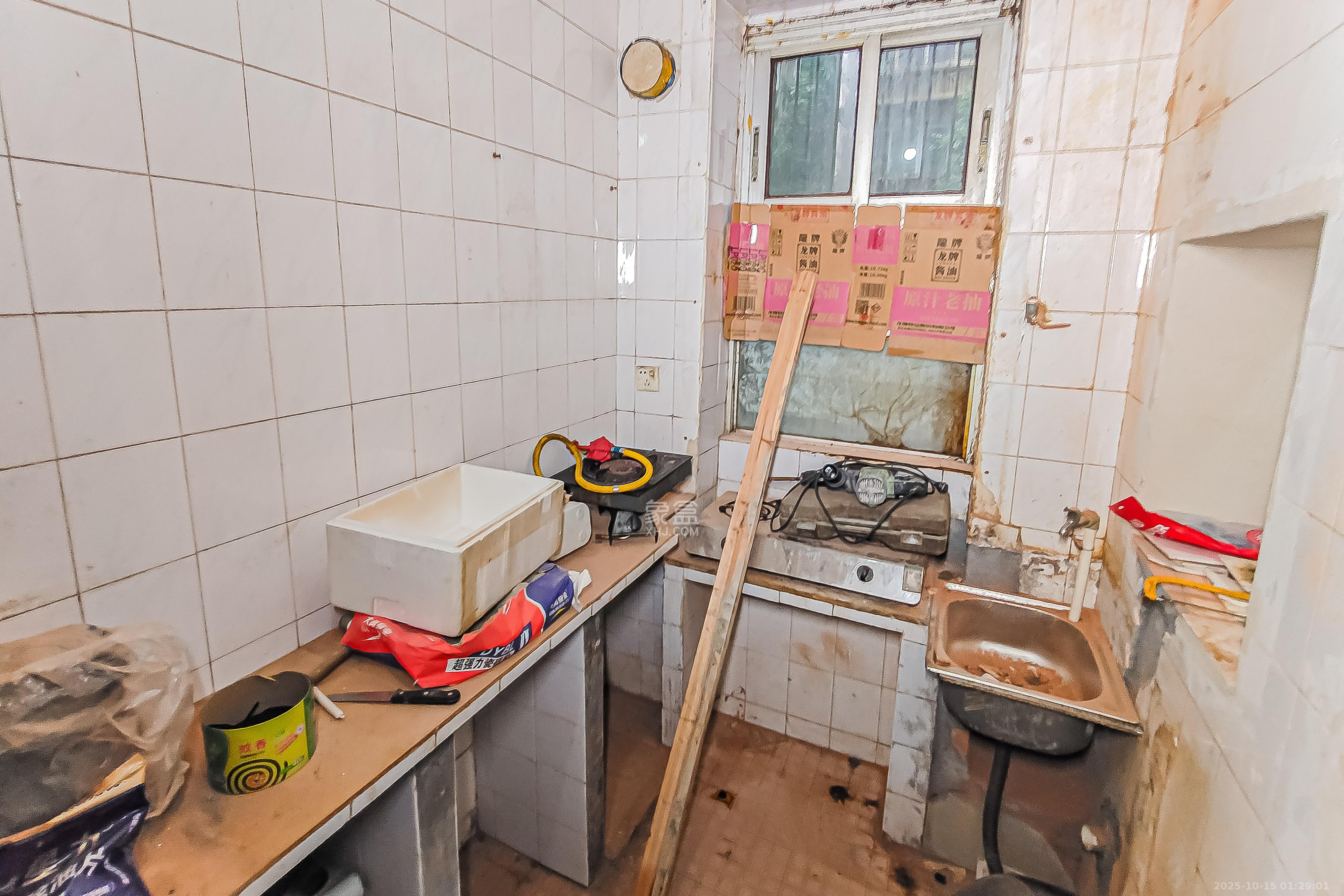 湘农桥社区 3室2厅2卫 78.0万 湘农桥社区 3室2厅2卫 78.0万厨房