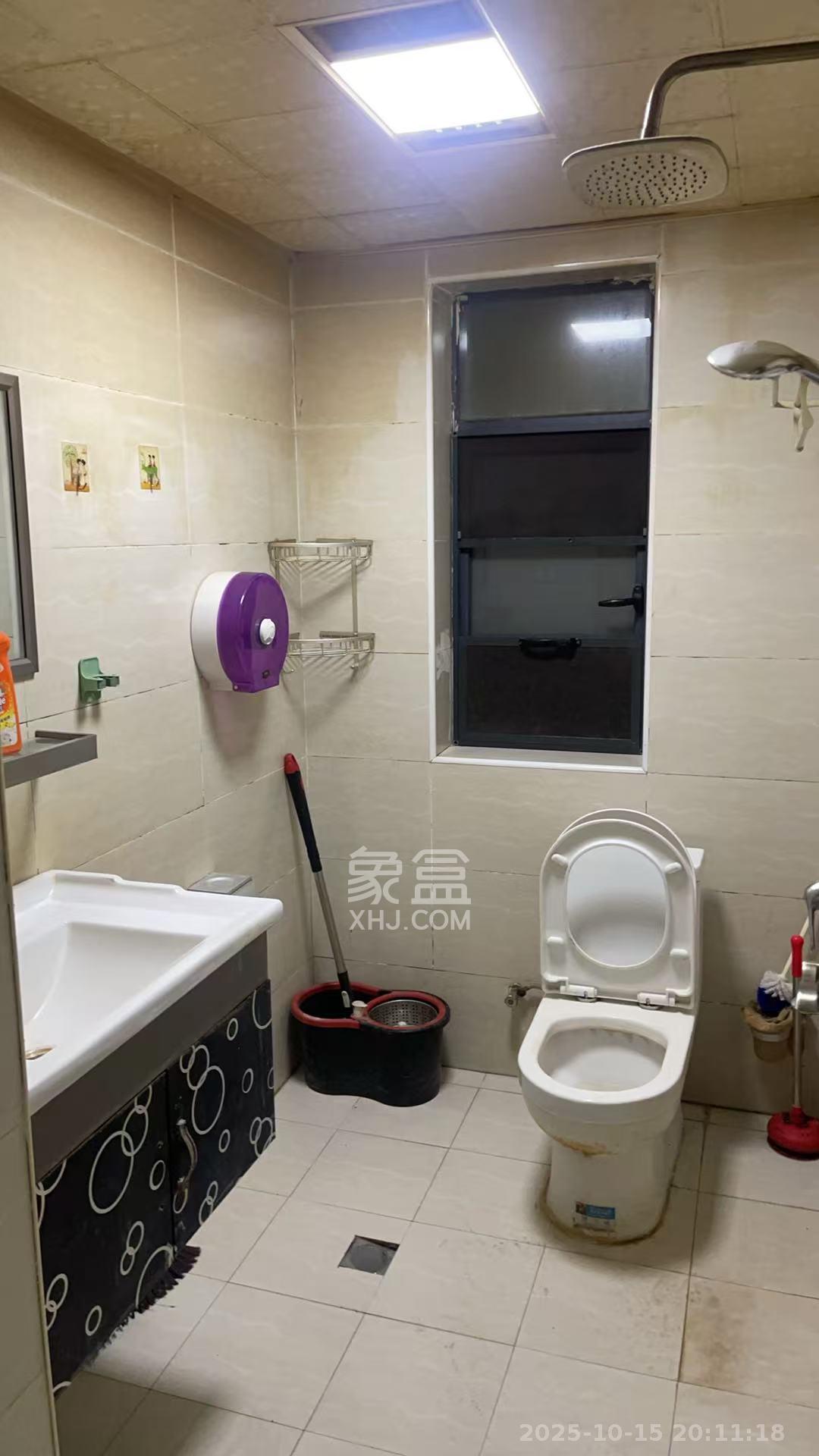 上峰苑（兰亭玥岛）  1室1厅1卫    1700.0元/月室内图