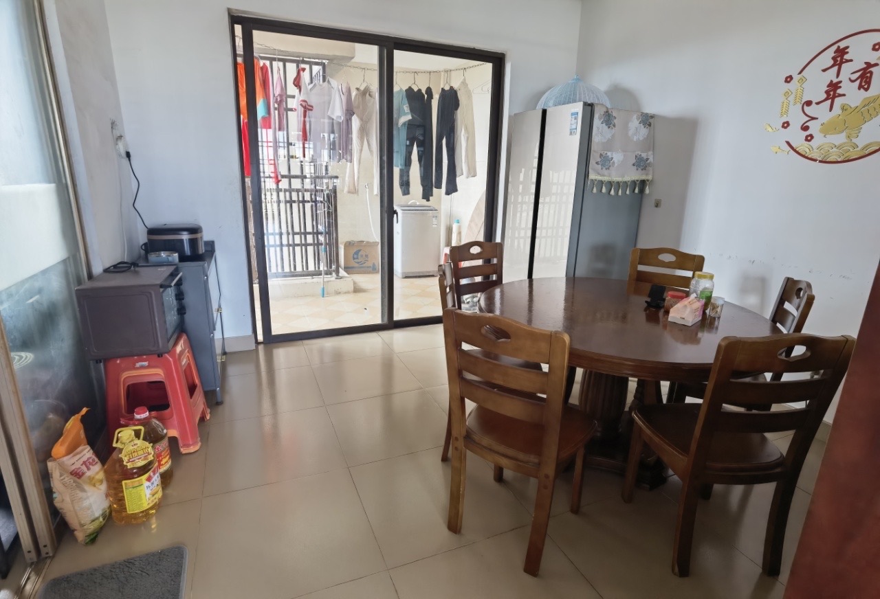 永泰花苑  3室2厅2卫    180.0万 永泰花苑  3室2厅2卫    180.0万户型图