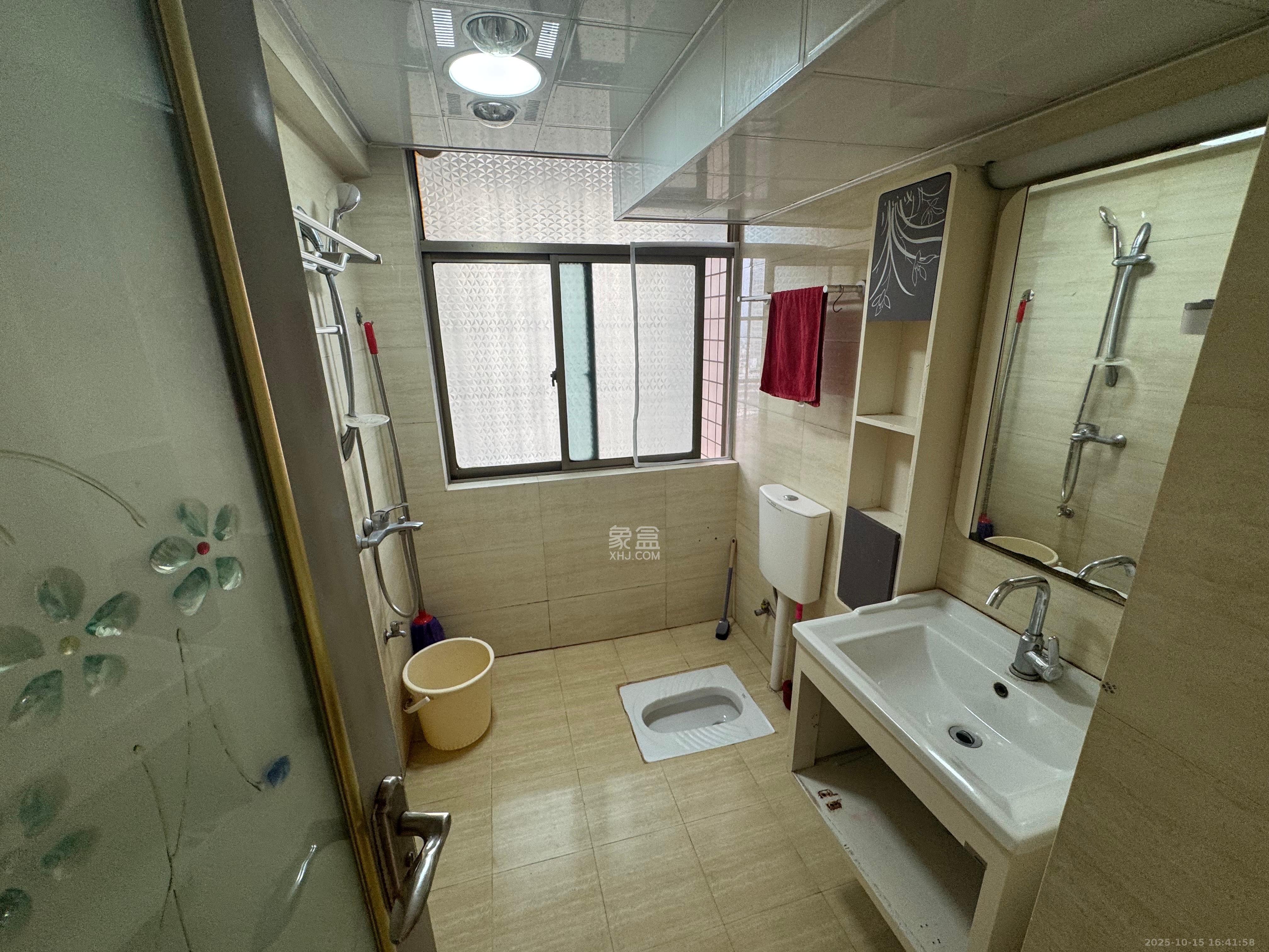 王府井公寓(福源公寓)  3室2厅2卫    4500.0元/月 王府井公寓(福源公寓)  3室2厅2卫    4500.0元/月室内图