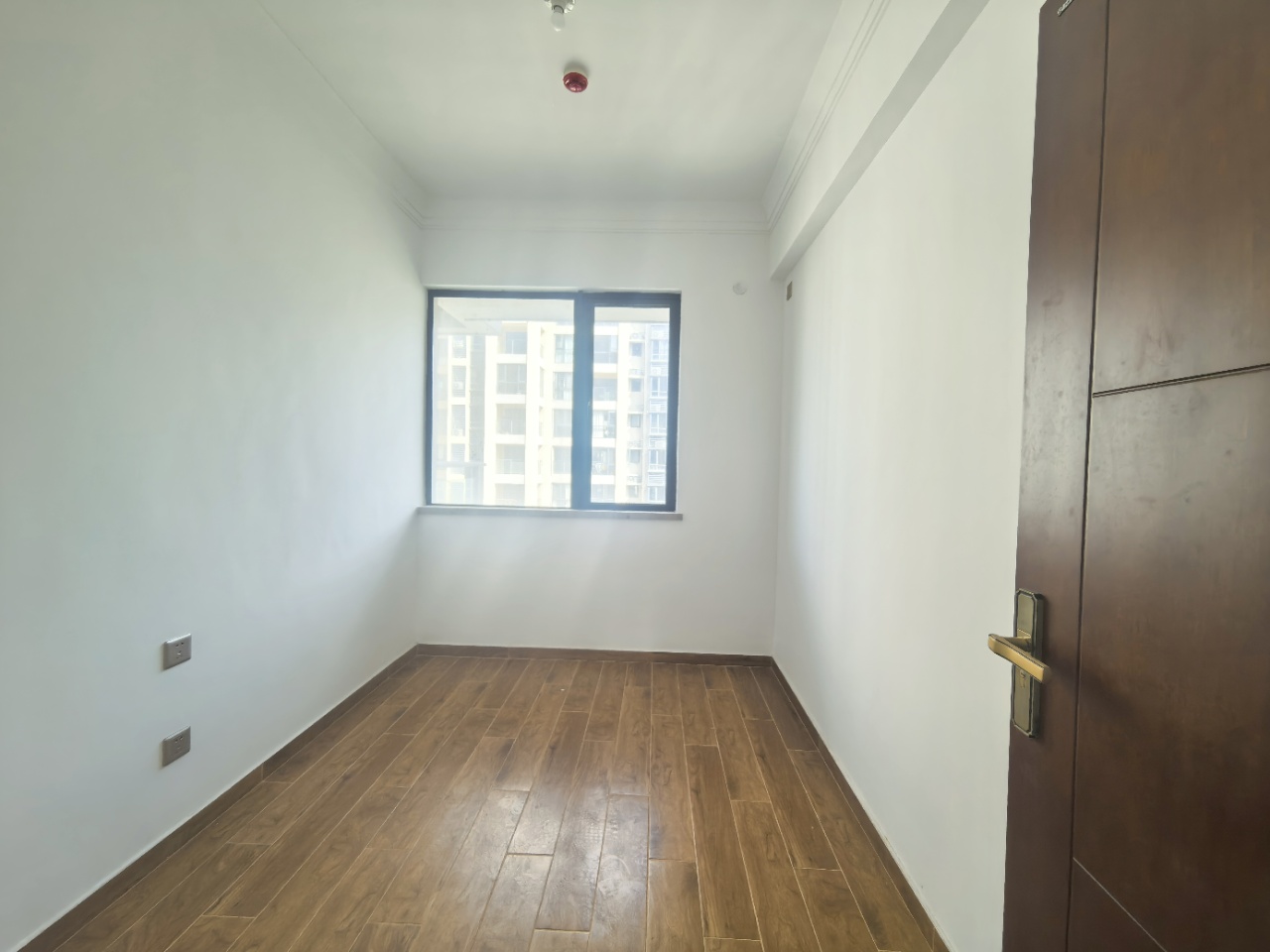 星华海岸城三期 3室2厅2卫 178.0万 星华海岸城三期 3室2厅2卫 178.0万室内图