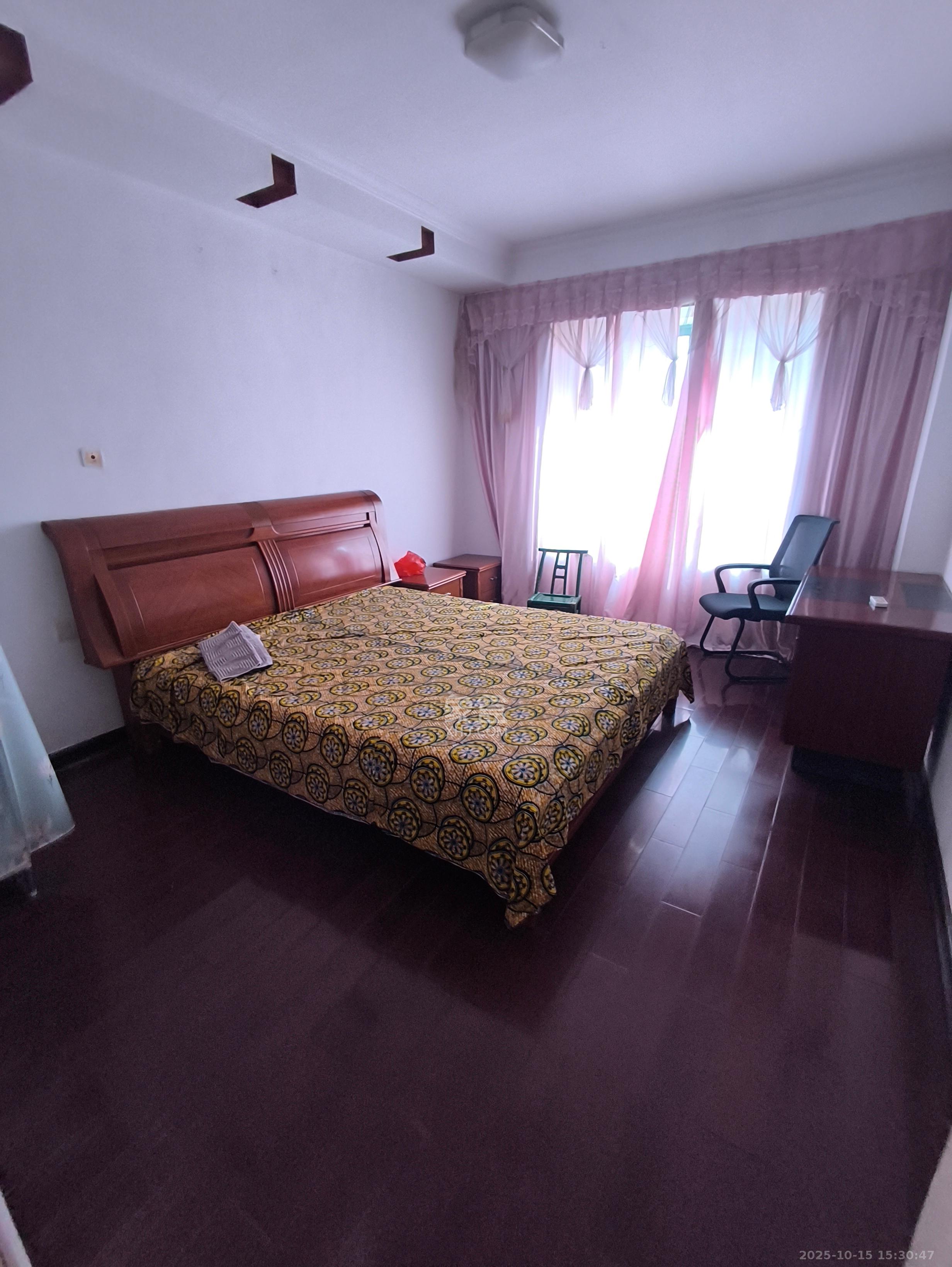 建鑫国际一期 1室2厅1卫 1500.0元/月 建鑫国际一期 1室2厅1卫 1500.0元/月室内图