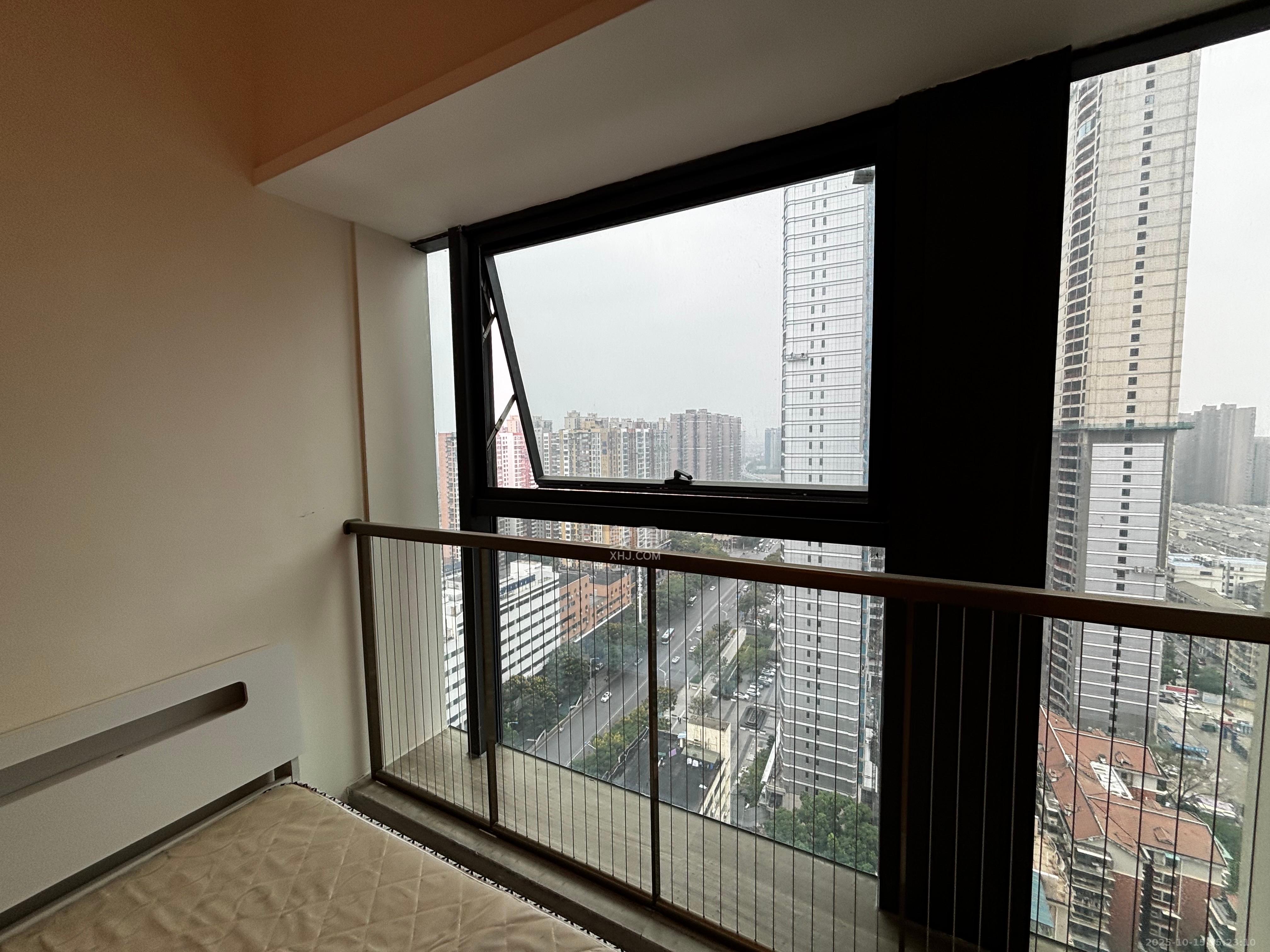 恒大珺悦府  1室1厅1卫    1500.0元/月室内图