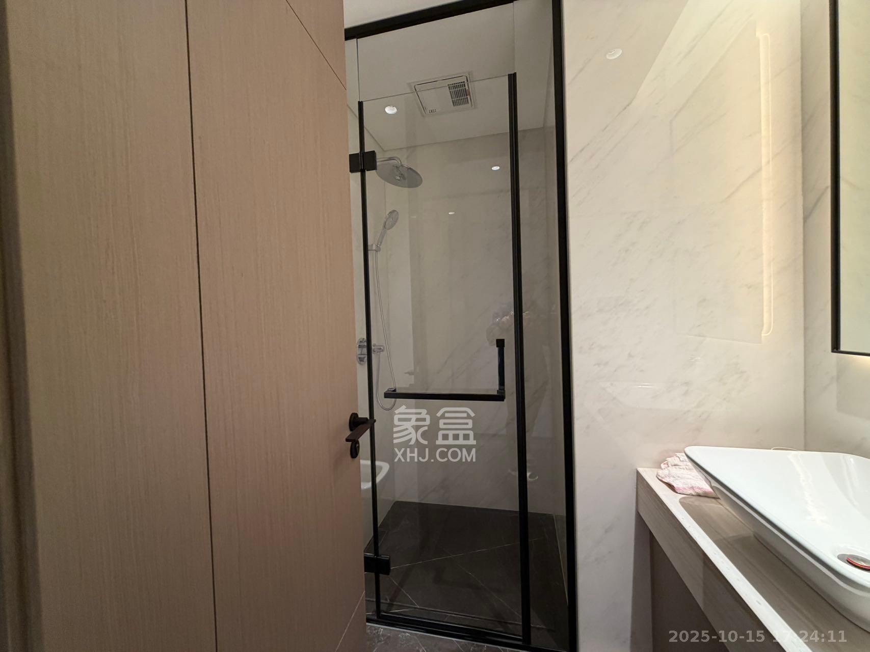 润和滨江湾 3室2厅2卫 40000.0元/月 润和滨江湾 3室2厅2卫 40000.0元/月室内图