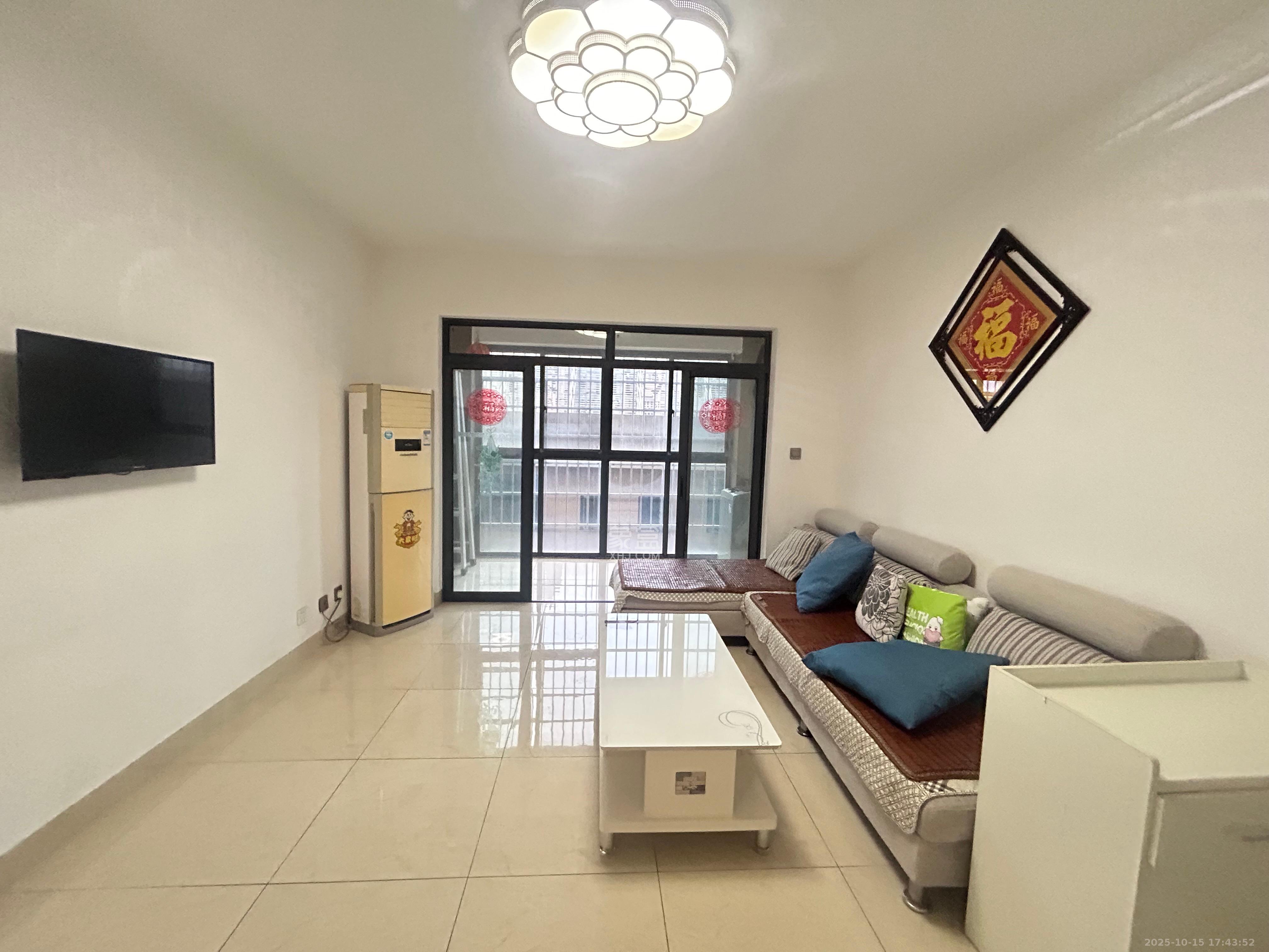 湘桥佳苑  3室2厅1卫    2400.0元/月 湘桥佳苑  3室2厅1卫    2400.0元/月室内图1