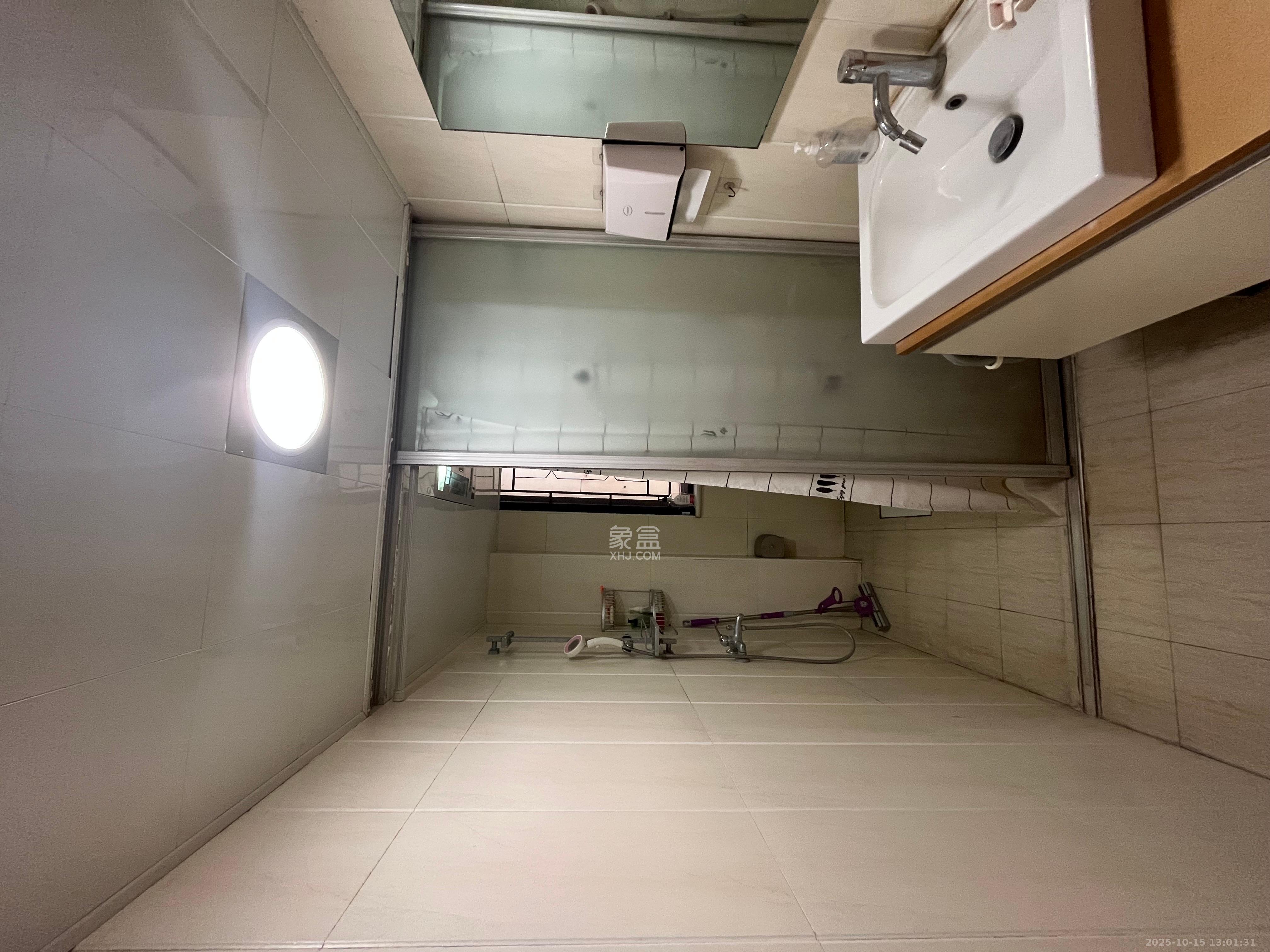 博林金谷  3室2厅2卫    3200.0元/月 博林金谷  3室2厅2卫    3200.0元/月室内图