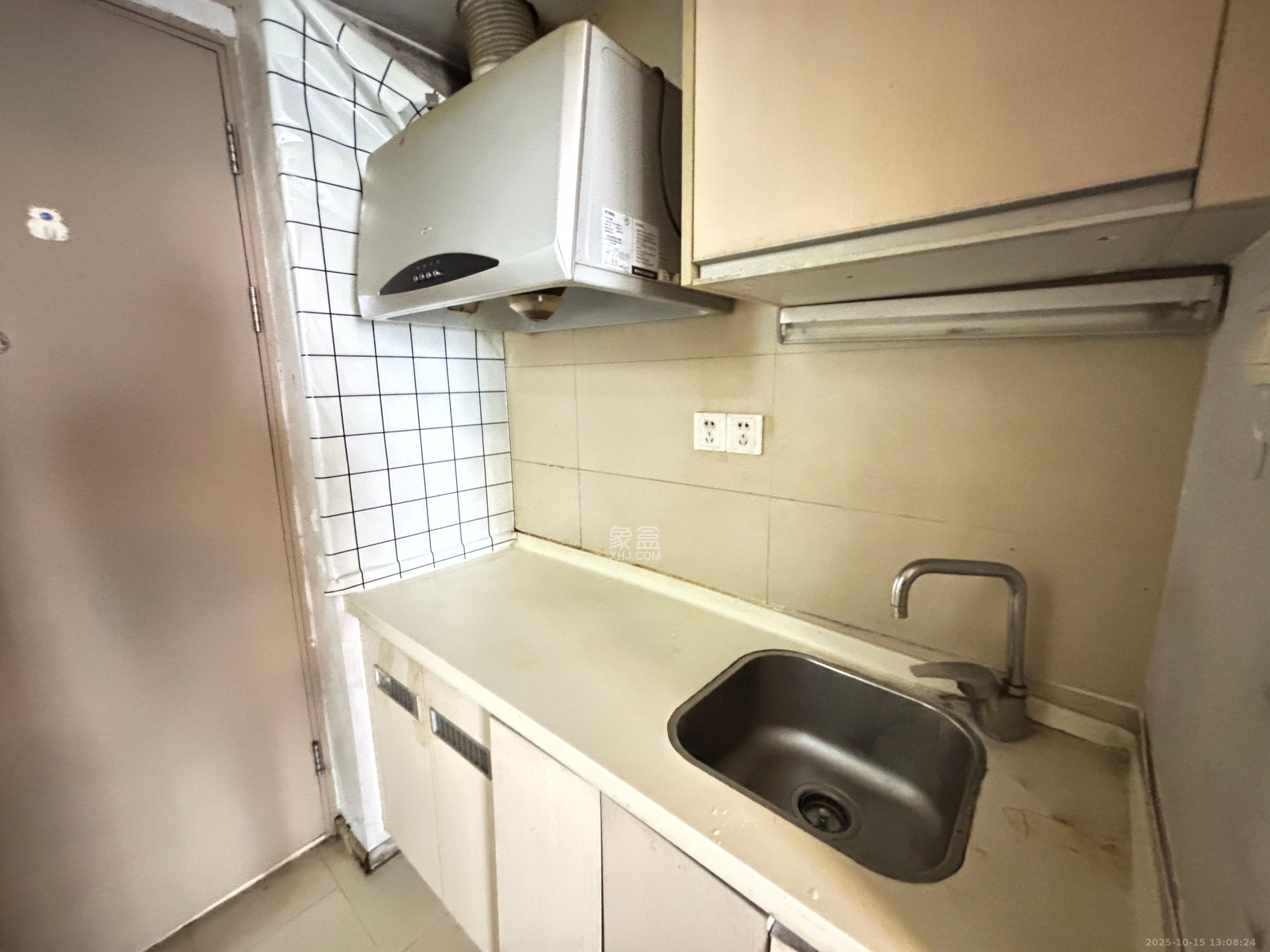 万科金色家园  1室1厅1卫    1200.0元/月室内图