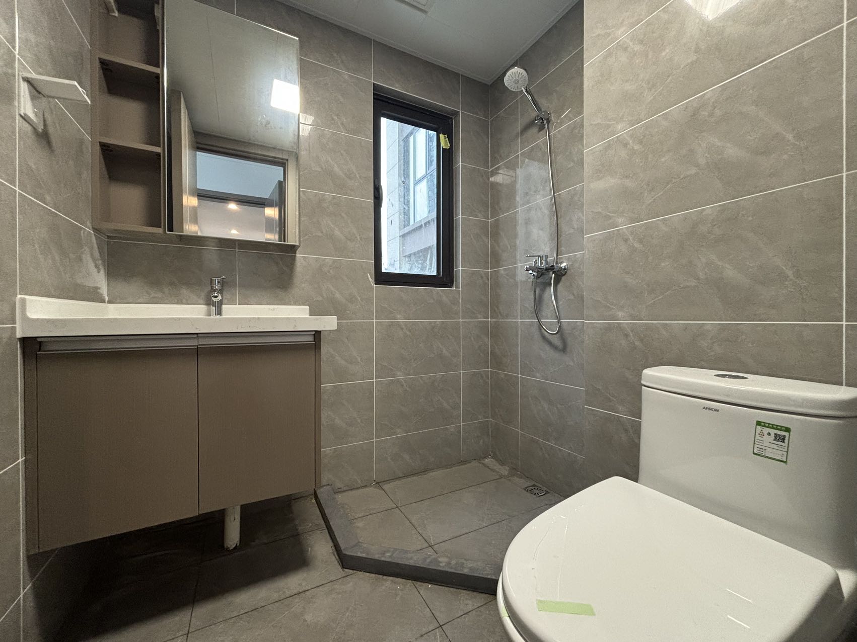 金科集美东方 3室2厅2卫 1700.0元/月 金科集美东方 3室2厅2卫 1700.0元/月室内图