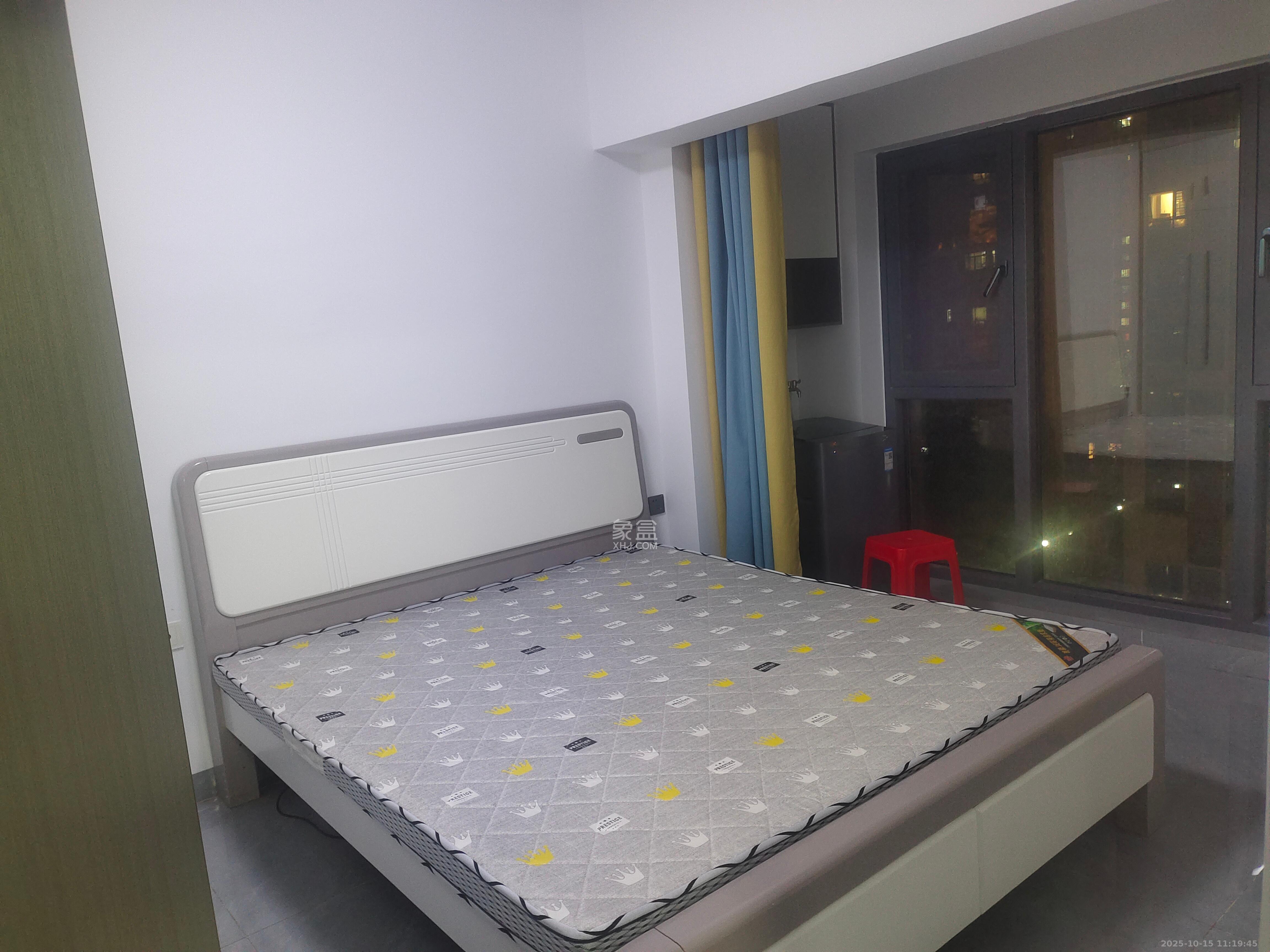 潇湘名城(新里程潇湘名城)  1室0厅0卫    2100.0元/月