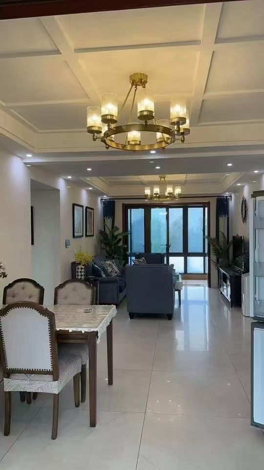 耀江西岸公馆  3室2厅2卫    3000.0元/月 耀江西岸公馆  3室2厅2卫    3000.0元/月室内图