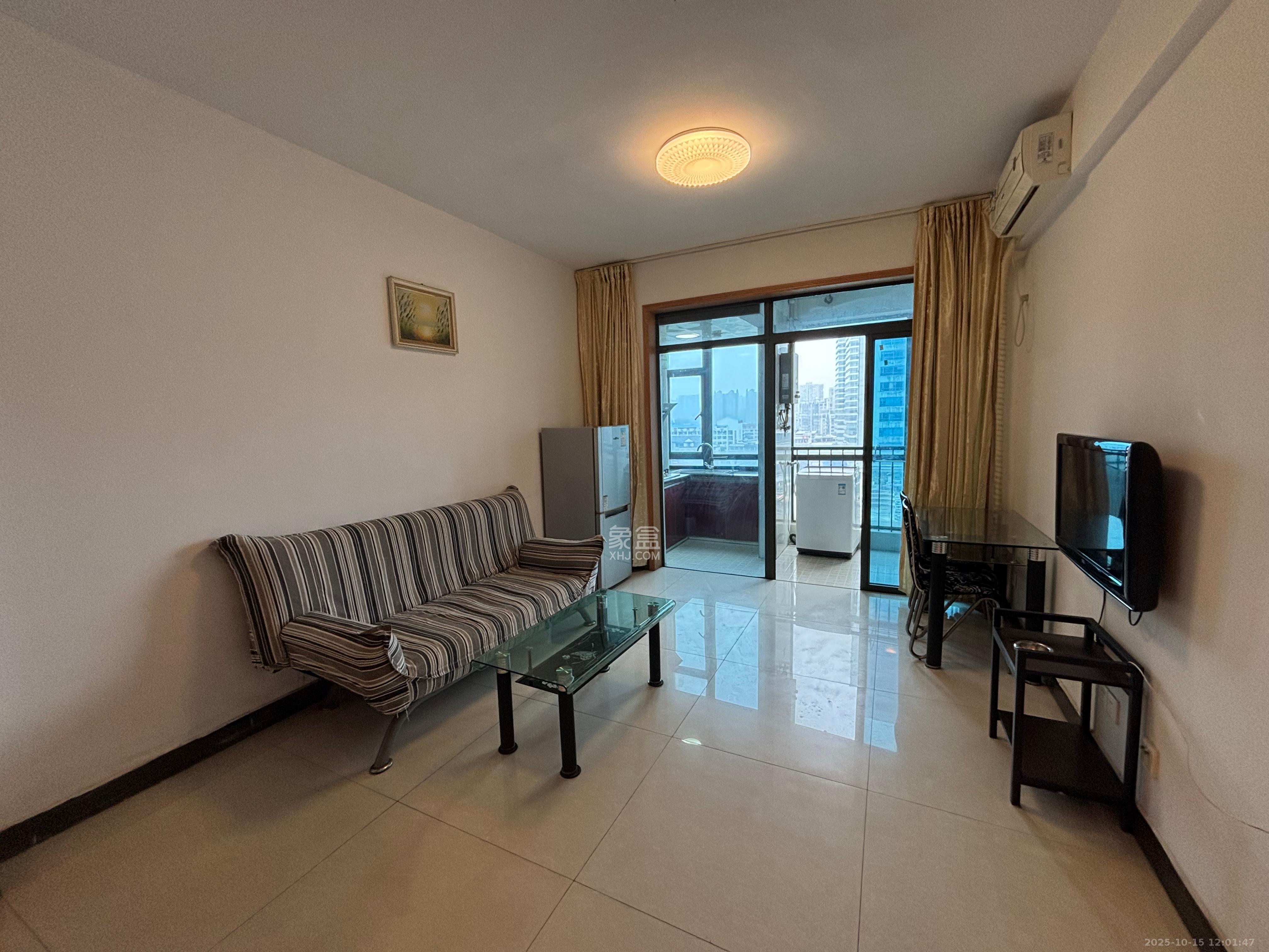 BOBO天下城（CTA财富中心）  1室1厅1卫    1700.0元/月室内图