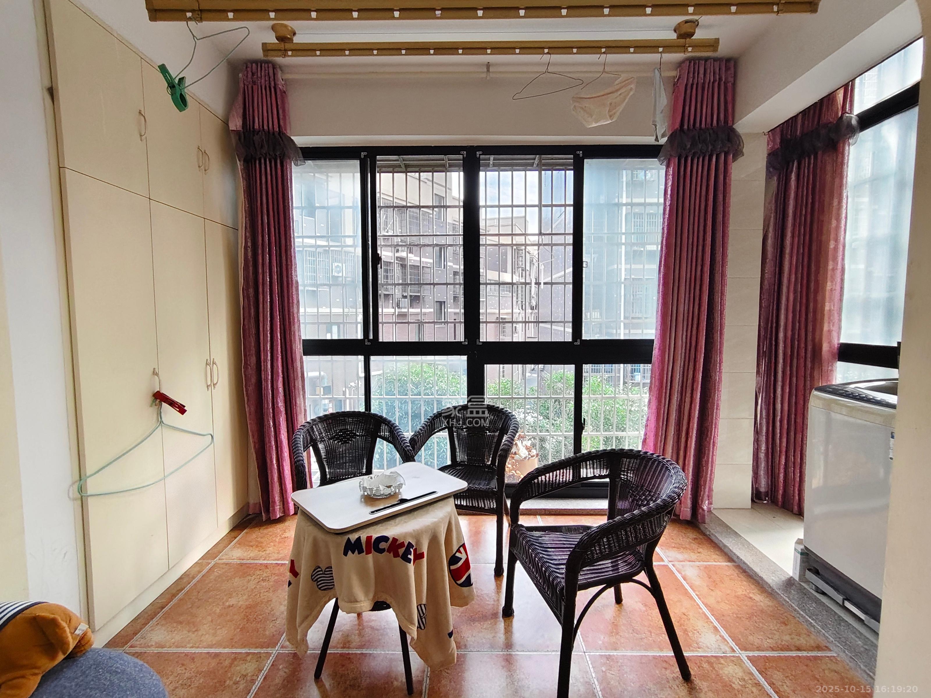 欣积福湾二期 2室2厅1卫 1280.0元/月 欣积福湾二期 2室2厅1卫 1280.0元/月室内图