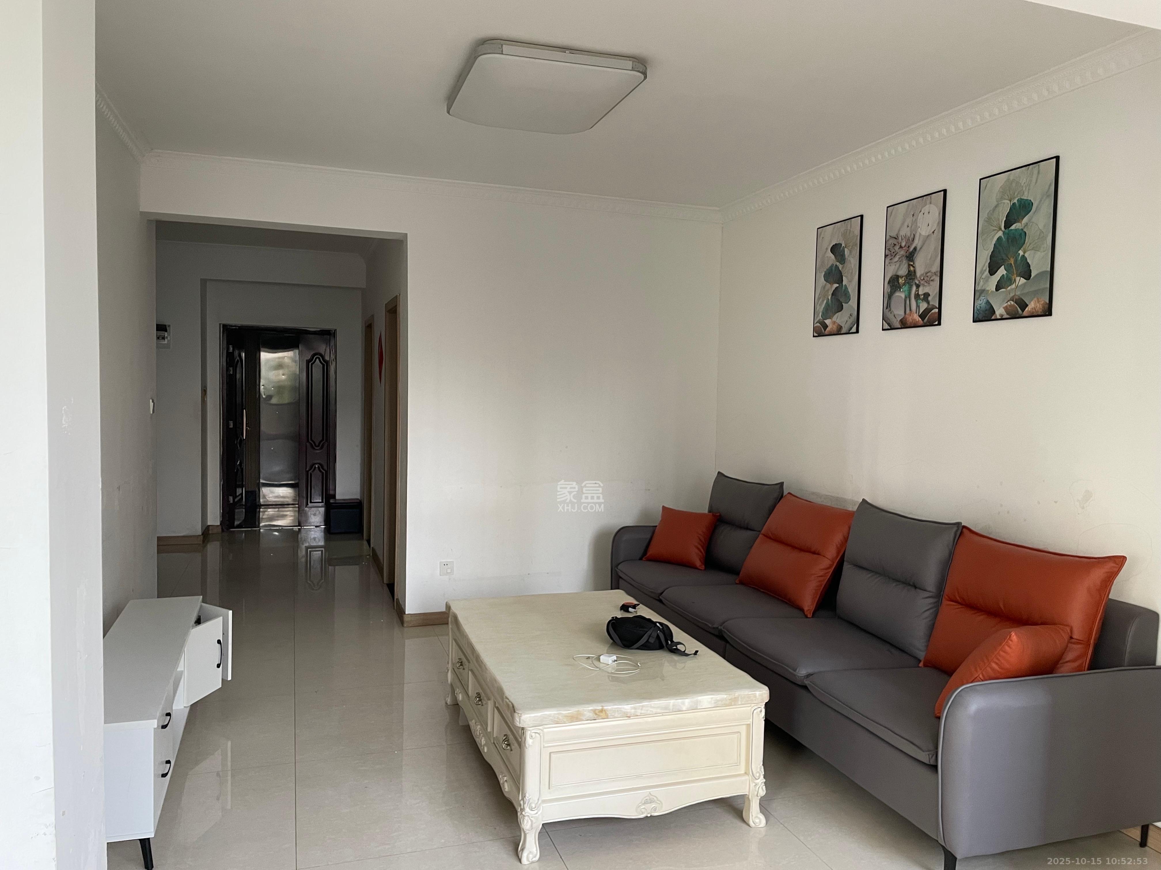 五矿万境水岸一期(万境水岸嘉苑)  1室2厅1卫    2000.0元/月 五矿万境水岸一期(万境水岸嘉苑)  1室2厅1卫    2000.0元/月室内图1