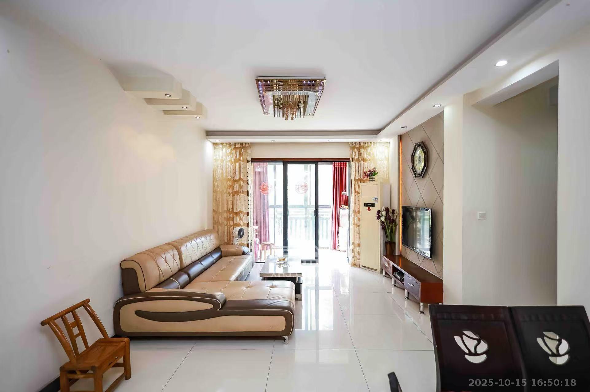 莱茵城 3室2厅1卫 2000.0元/月 莱茵城 3室2厅1卫 2000.0元/月室内图