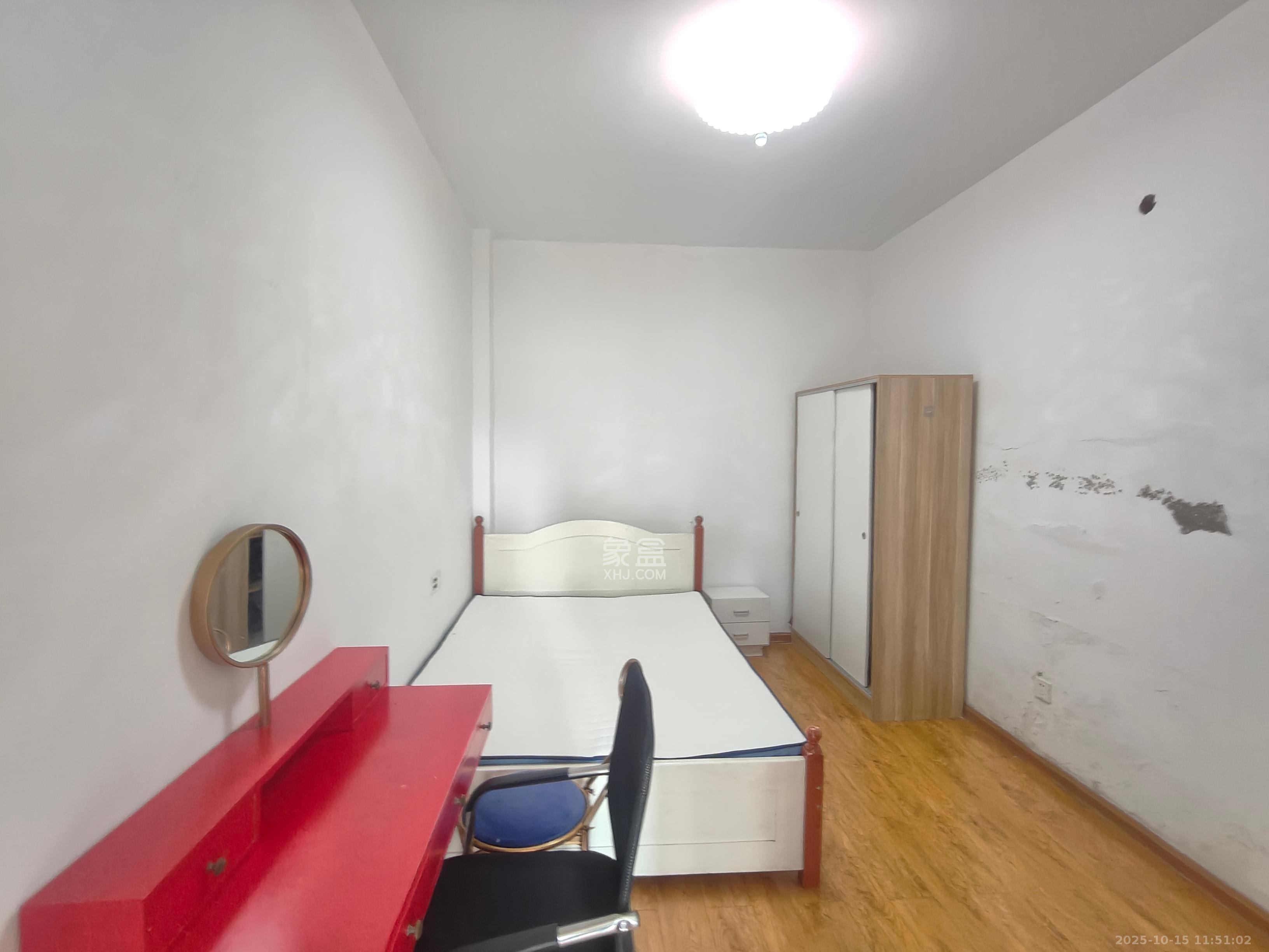 华韵城市海岸(城市水岸苑) 3室1厅1卫 2500.0元/月 华韵城市海岸(城市水岸苑) 3室1厅1卫 2500.0元/月室内图