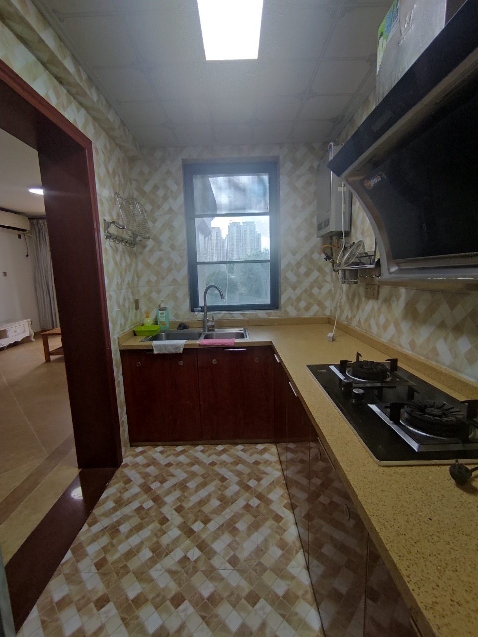 国兴城(B区)  2室2厅1卫    2700.0元/月 国兴城(B区)  2室2厅1卫    2700.0元/月室内图