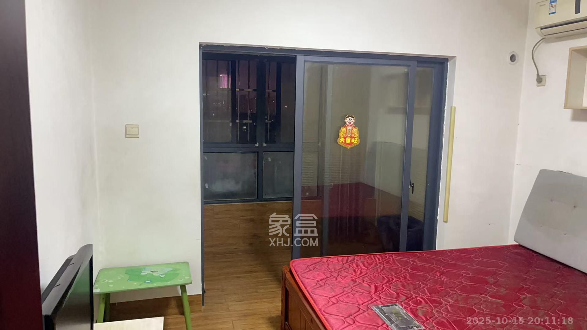 上峰苑(兰亭玥岛) 1室1厅1卫 1700.0元/月 上峰苑(兰亭玥岛) 1室1厅1卫 1700.0元/月室内图