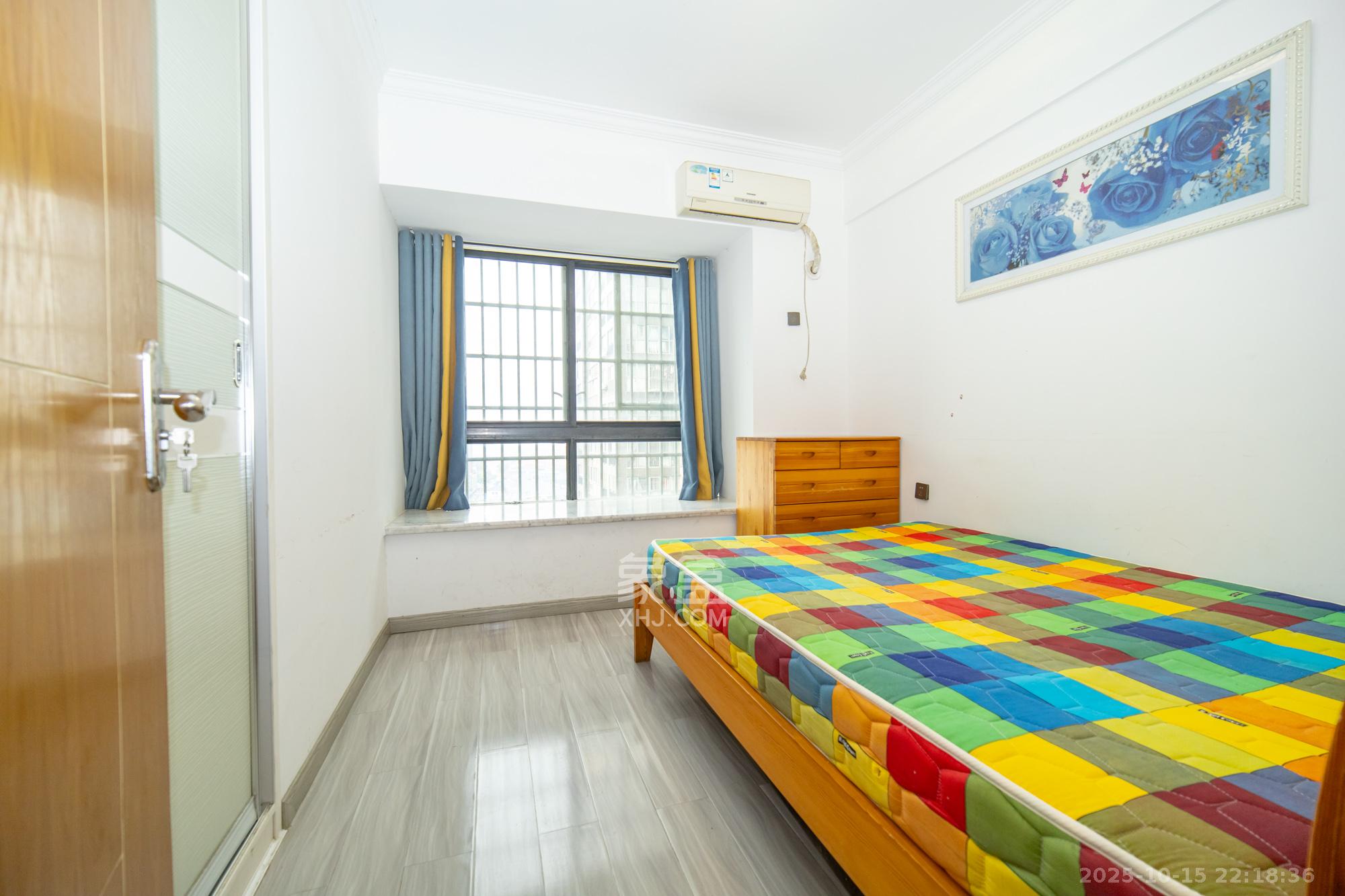 尚都花园城  3室2厅1卫    75.0万 尚都花园城  3室2厅1卫    75.0万卧室