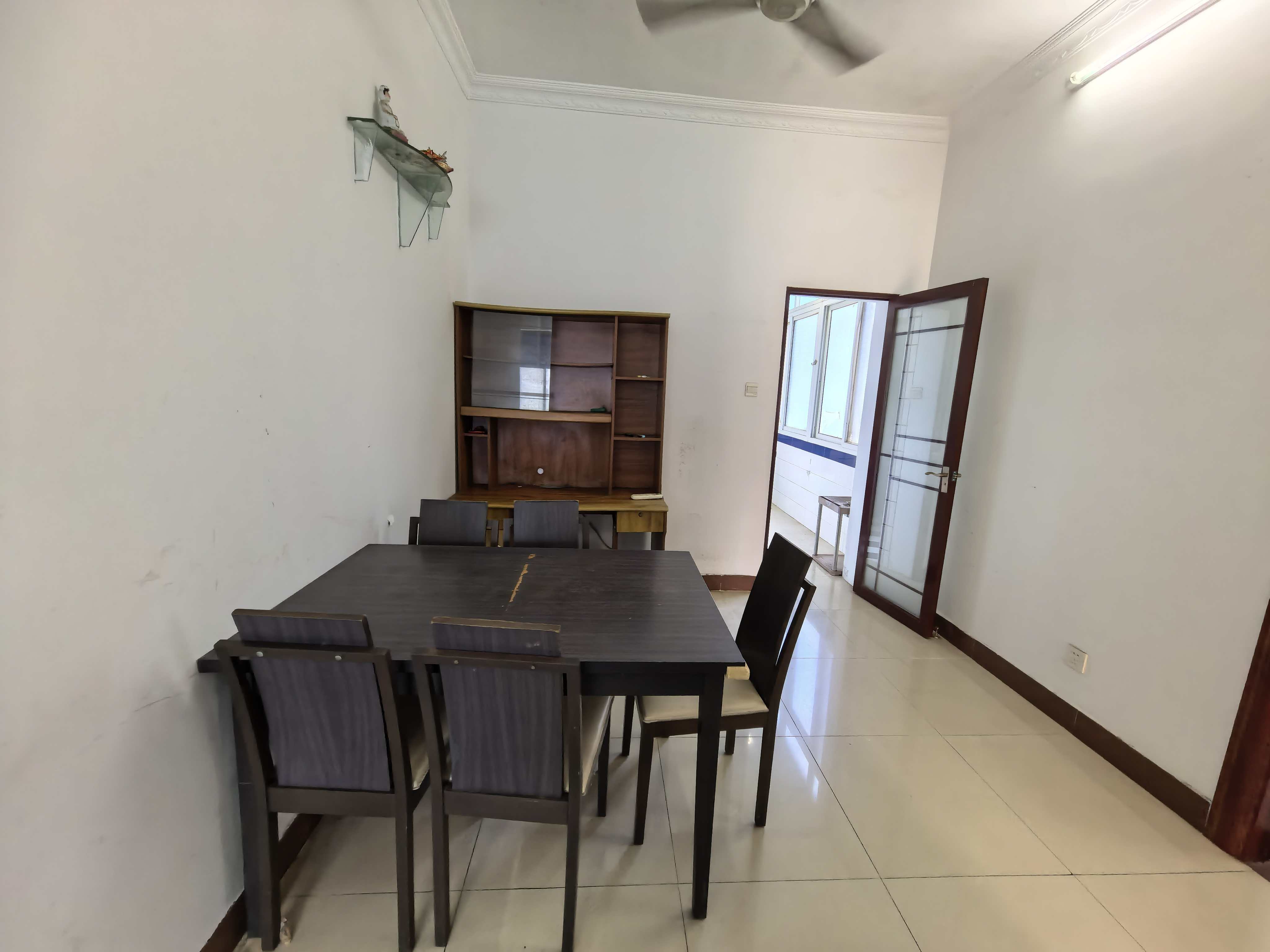 南航部队宿舍（南航小区）  3室2厅1卫    2000.0元/月室内图