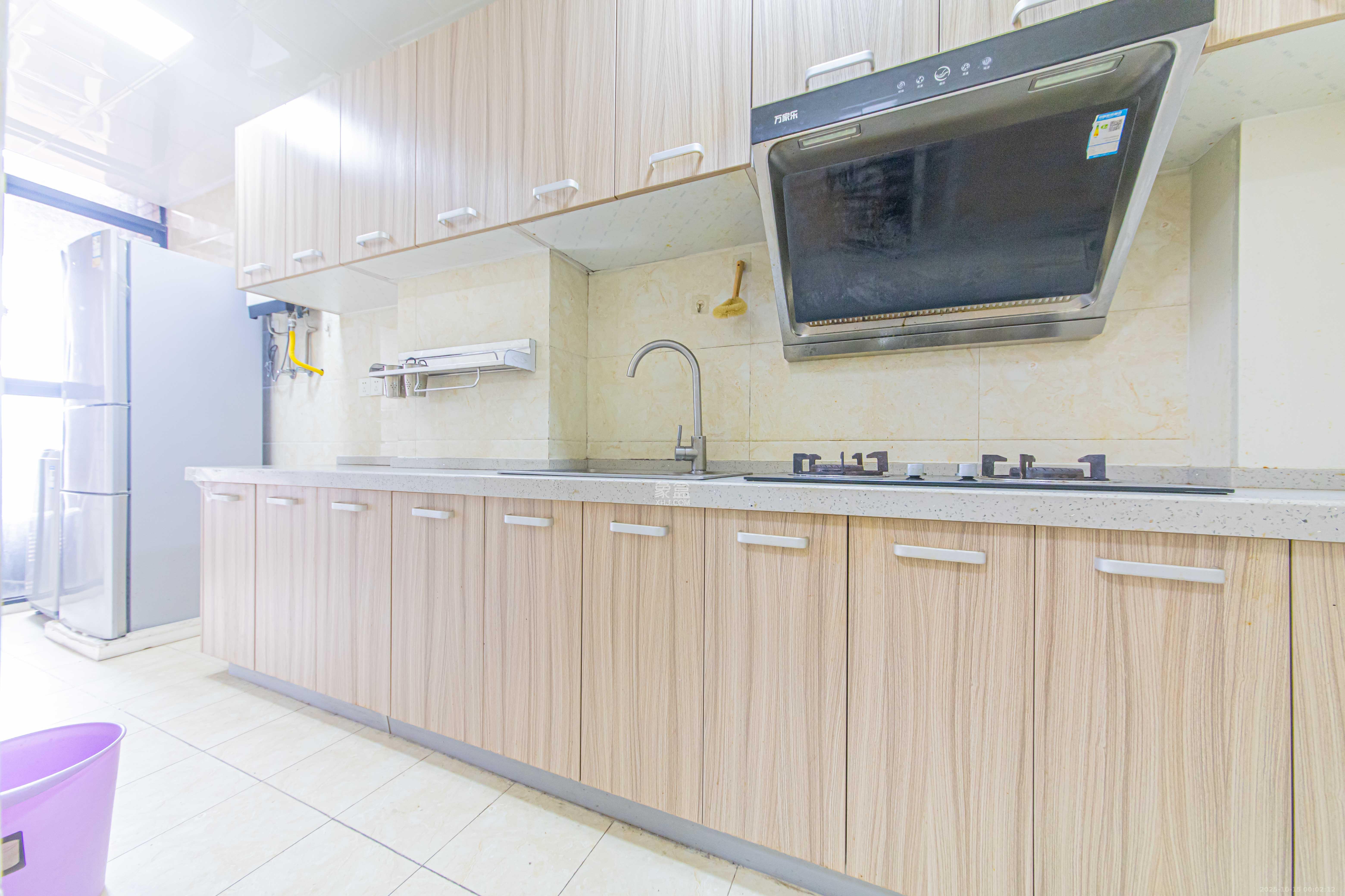 中信凯旋蓝岸(中信新城三期) 1室1厅1卫 30.0万 中信凯旋蓝岸(中信新城三期) 1室1厅1卫 30.0万厨房