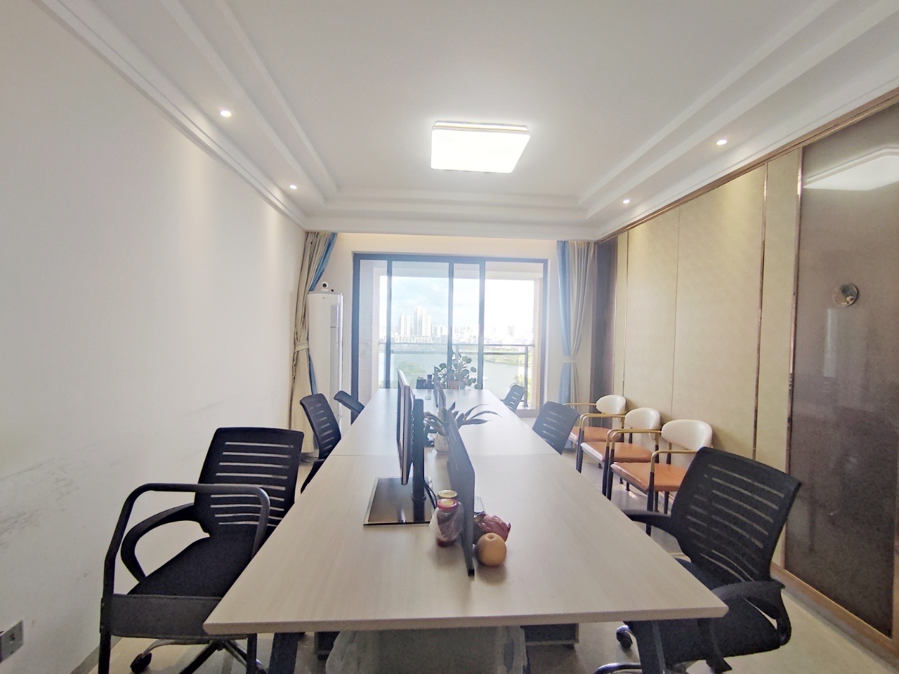 怡和湖城大境  3室2厅1卫    3600.0元/月室内图1