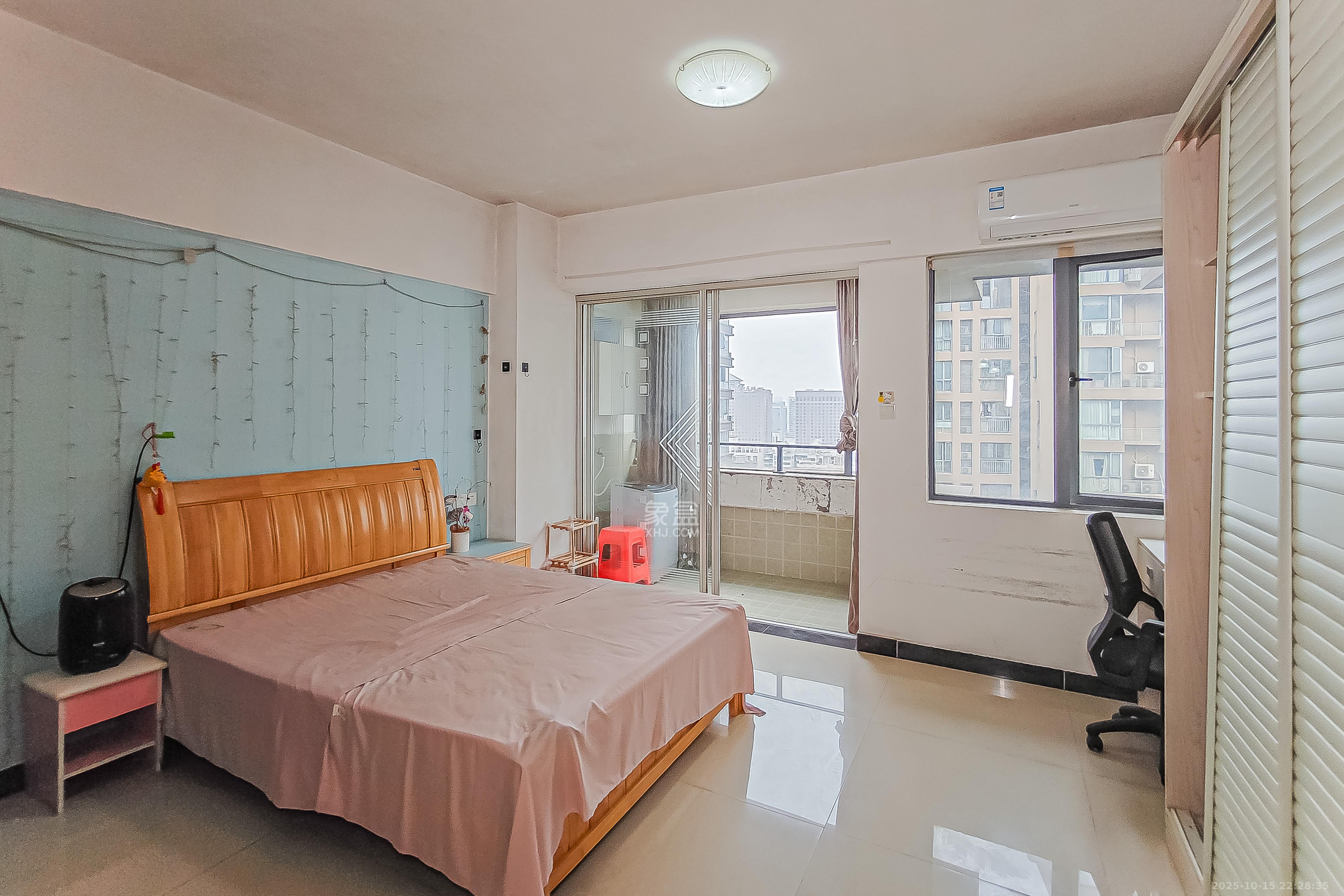 万博汇  1室1厅1卫    53.0万卧室