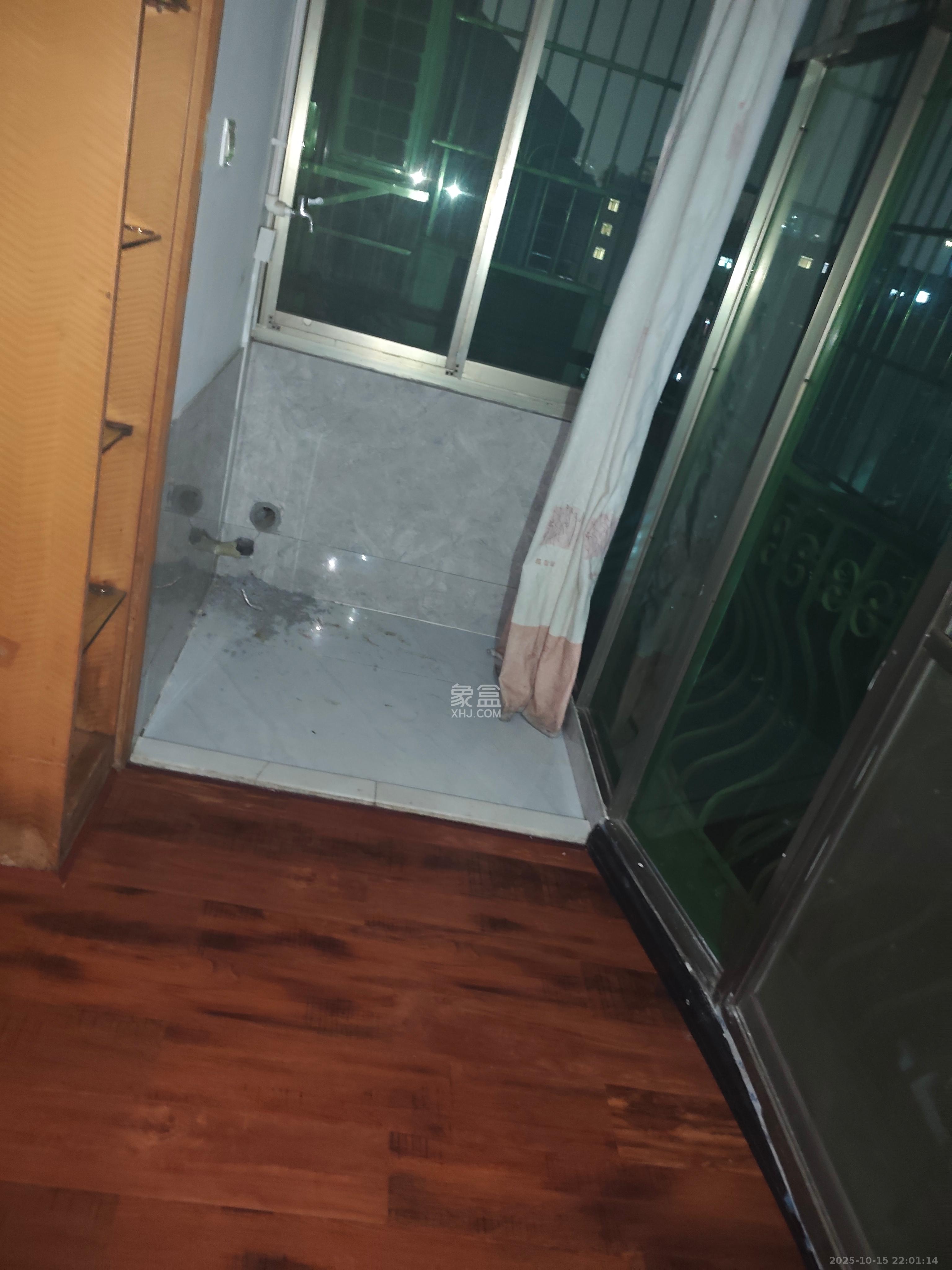 开宇大厦  1室0厅0卫    1750.0元/月 开宇大厦  1室0厅0卫    1750.0元/月室内图1