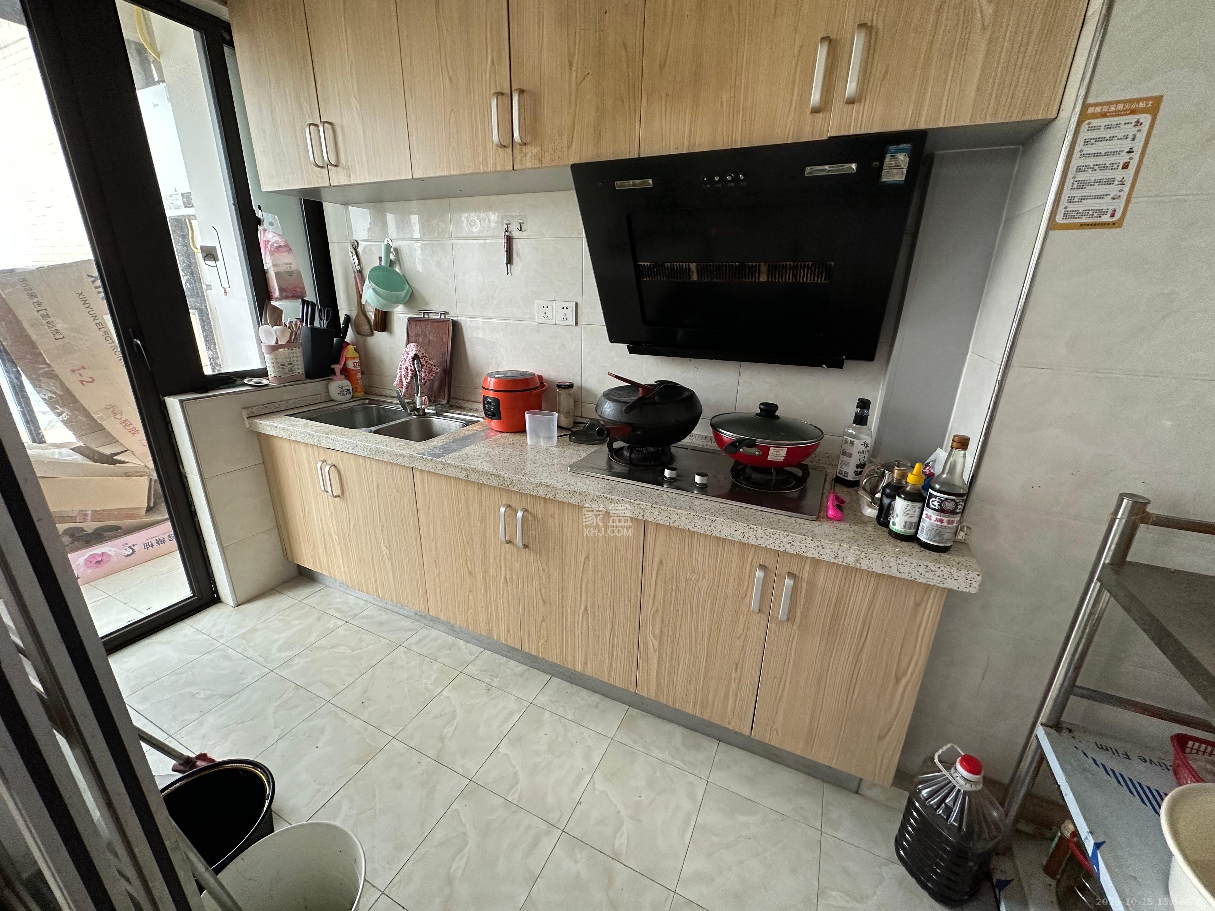 钰龙天下二期（钰龙佳园）  3室2厅2卫    2800.0元/月室内图