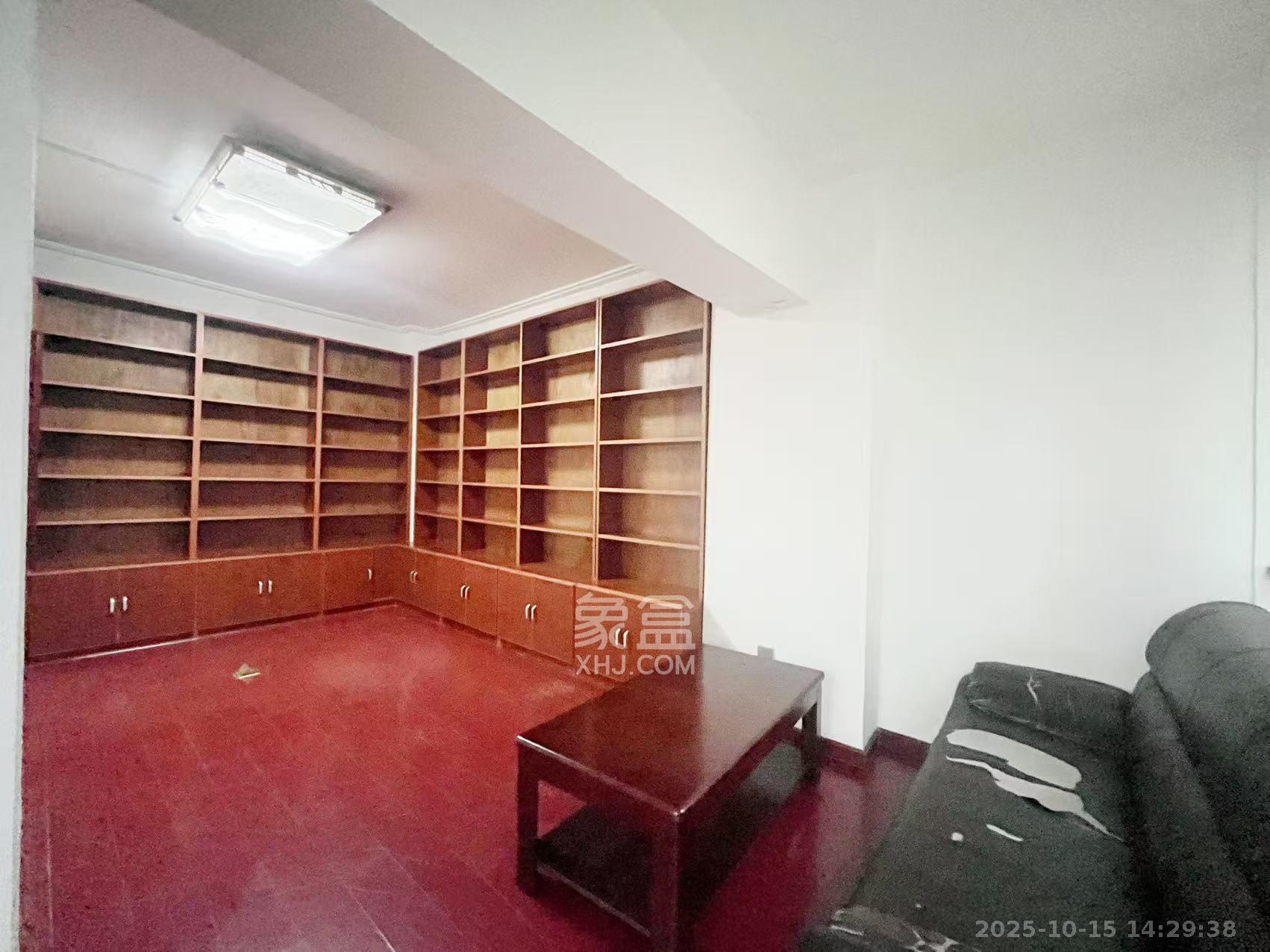 芙蓉蓉苑  1室1厅1卫    1800.0元/月 芙蓉蓉苑  1室1厅1卫    1800.0元/月室内图