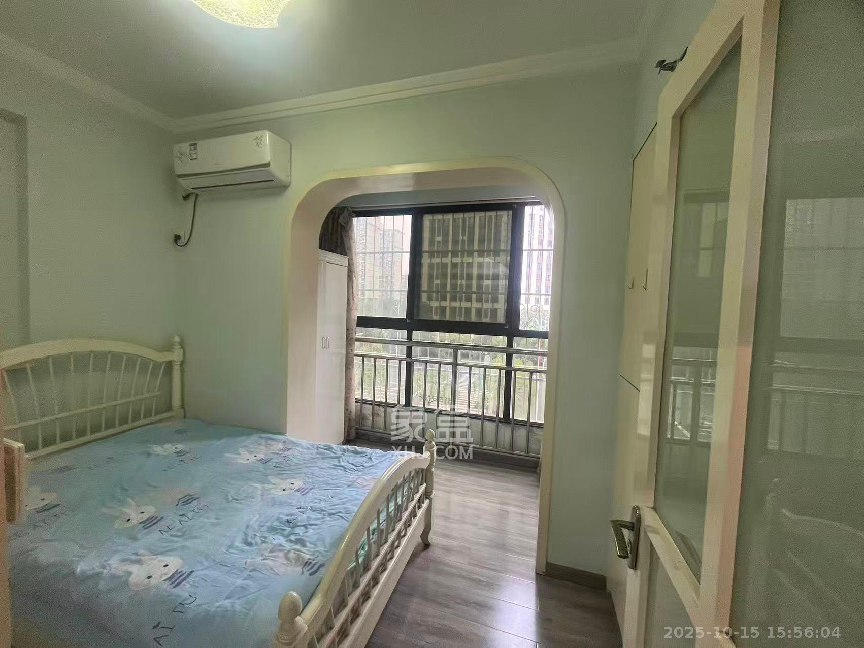 满庭芳小区  2室1厅1卫    2000.0元/月 满庭芳小区  2室1厅1卫    2000.0元/月室内图