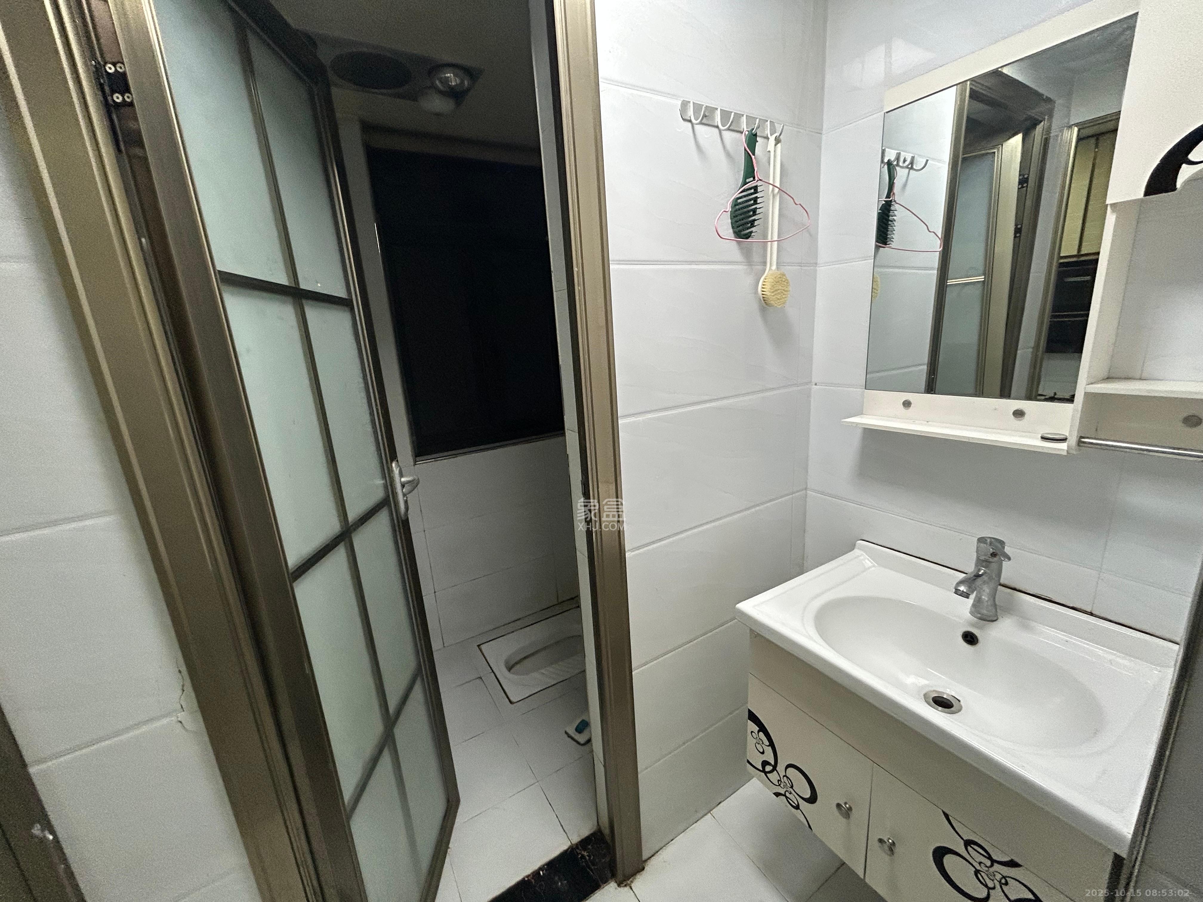 安泰嘉园（湘府邻伴）  3室2厅1卫    2200.0元/月室内图