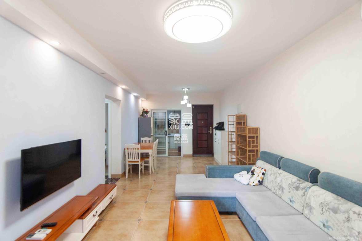 中海梅溪湖壹号  3室2厅1卫    2600.0元/月 中海梅溪湖壹号  3室2厅1卫    2600.0元/月室内图