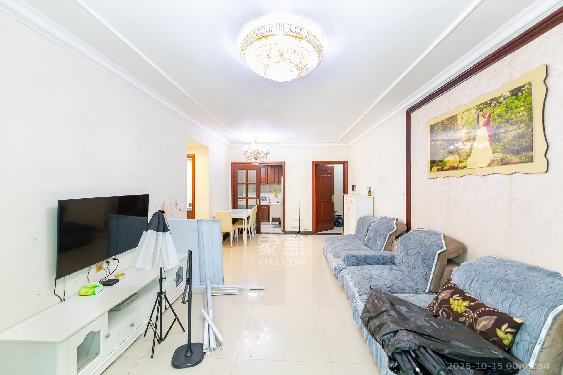 恒大名都  3室2厅2卫    68.0万 恒大名都  3室2厅2卫    68.0万