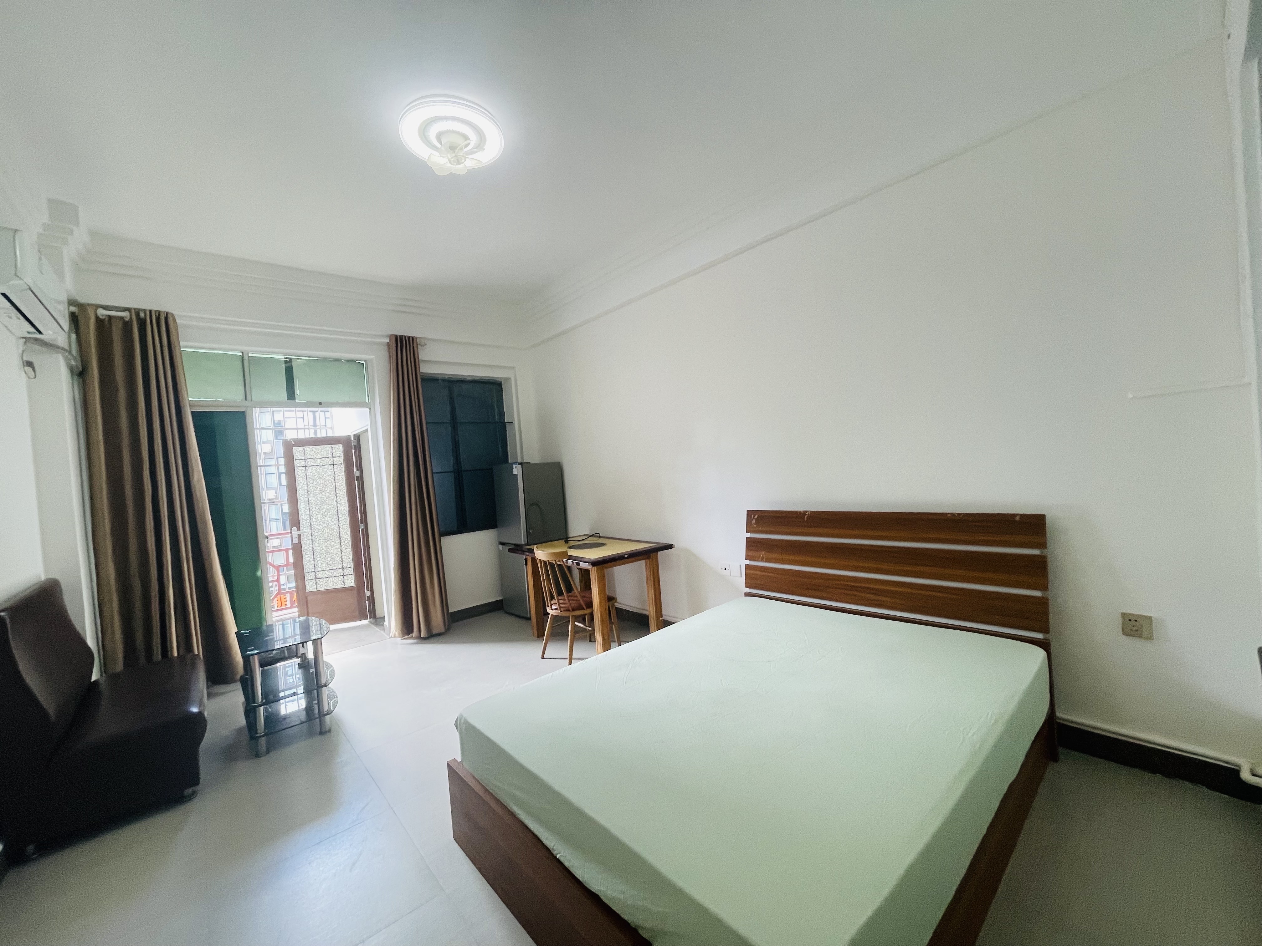 远东雅居 1室1厅1卫 1300.0元/月 远东雅居 1室1厅1卫 1300.0元/月室内图