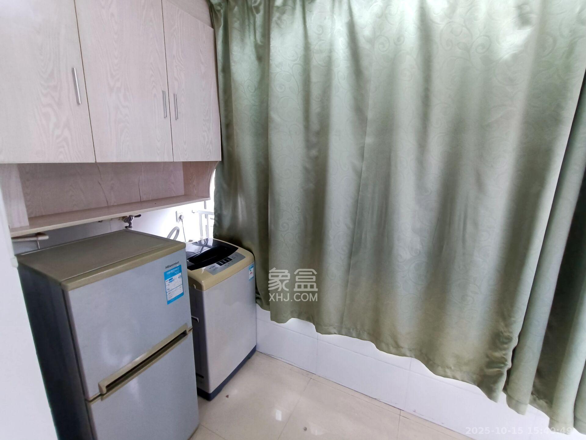 先锋东外滩  1室1厅1卫    1500.0元/月室内图