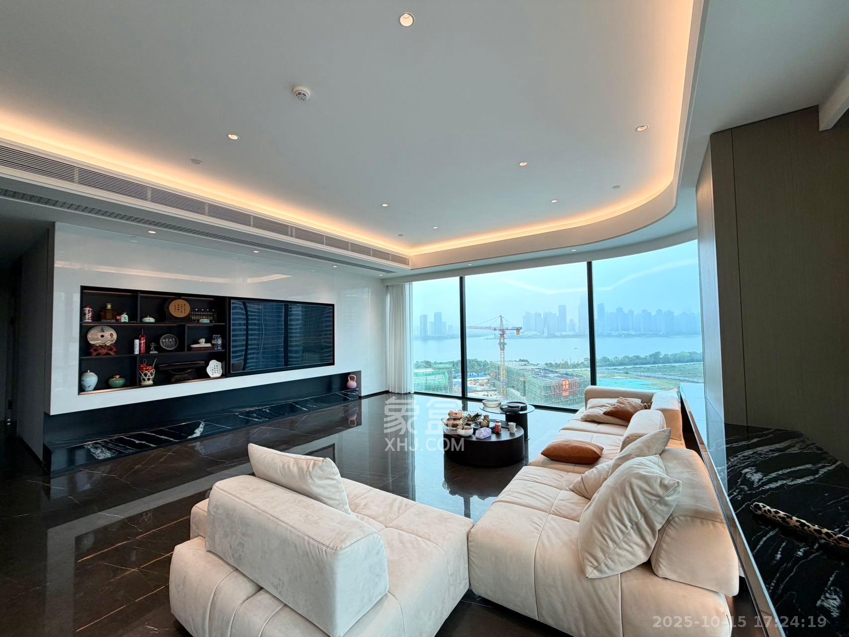 润和滨江湾 3室2厅2卫 40000.0元/月 润和滨江湾 3室2厅2卫 40000.0元/月室内图