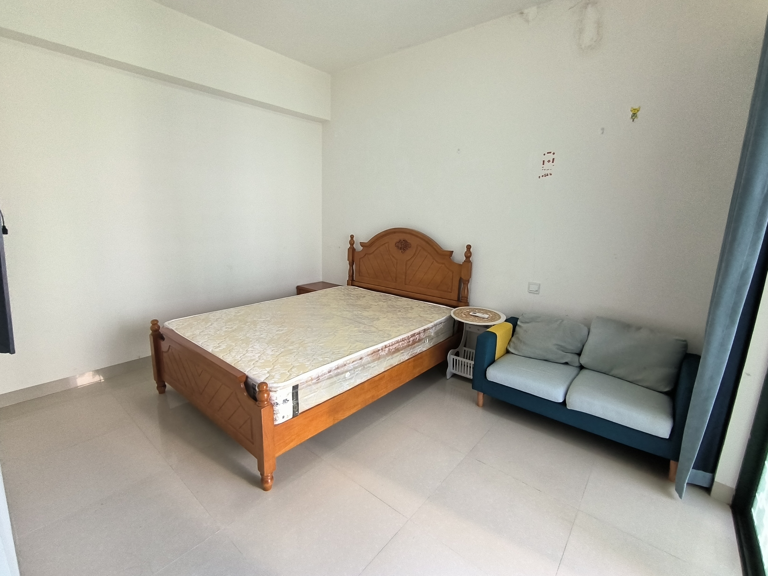 御景峰  1室1厅1卫    1500.0元/月室内图