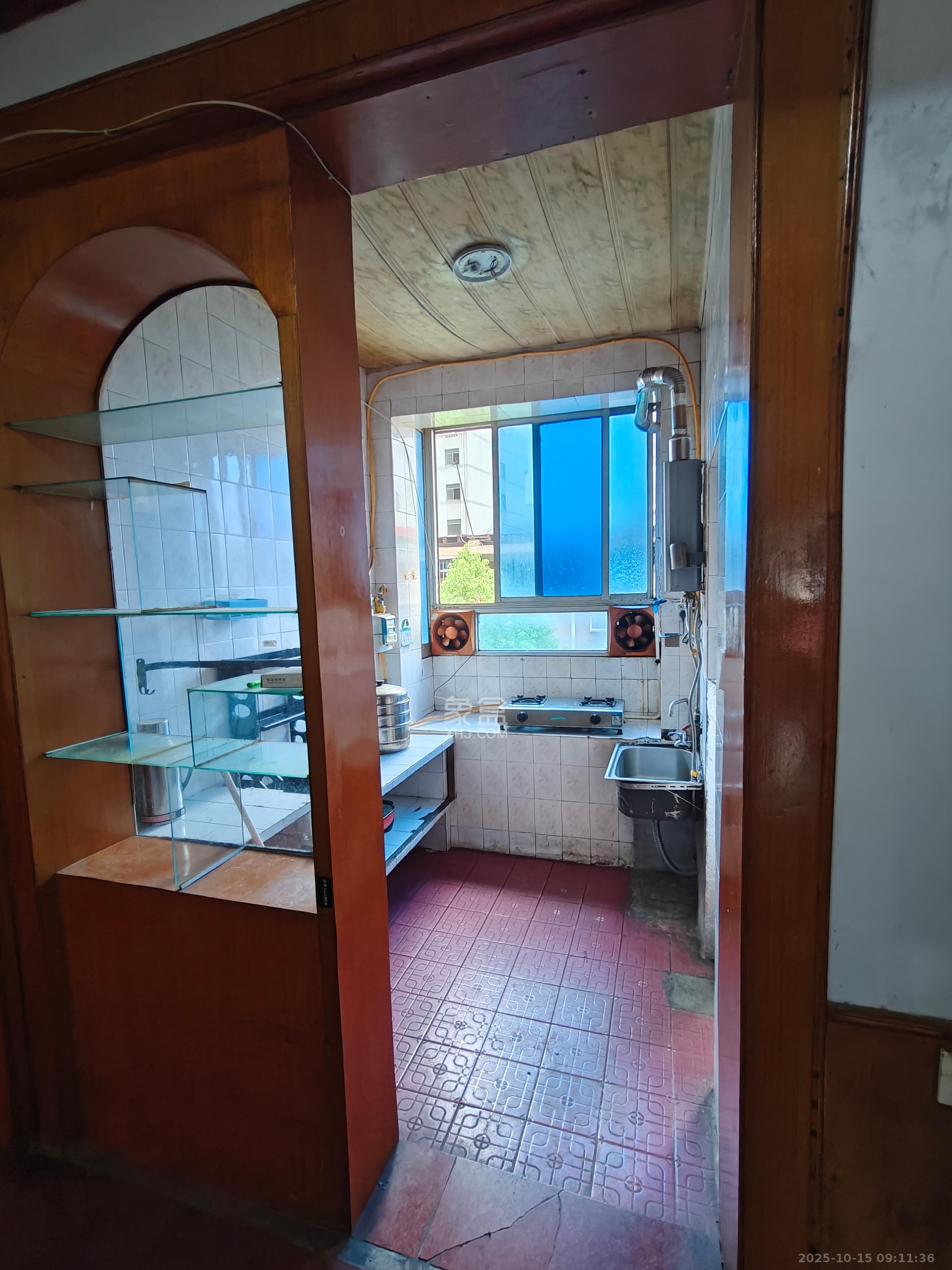 赤岗小区（一二三片）  3室1厅1卫    1500.0元/月