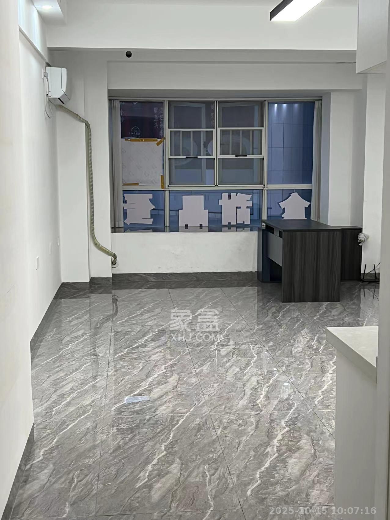 中建嘉和城 1室1厅1卫 1600.0元/月 中建嘉和城 1室1厅1卫 1600.0元/月室内图