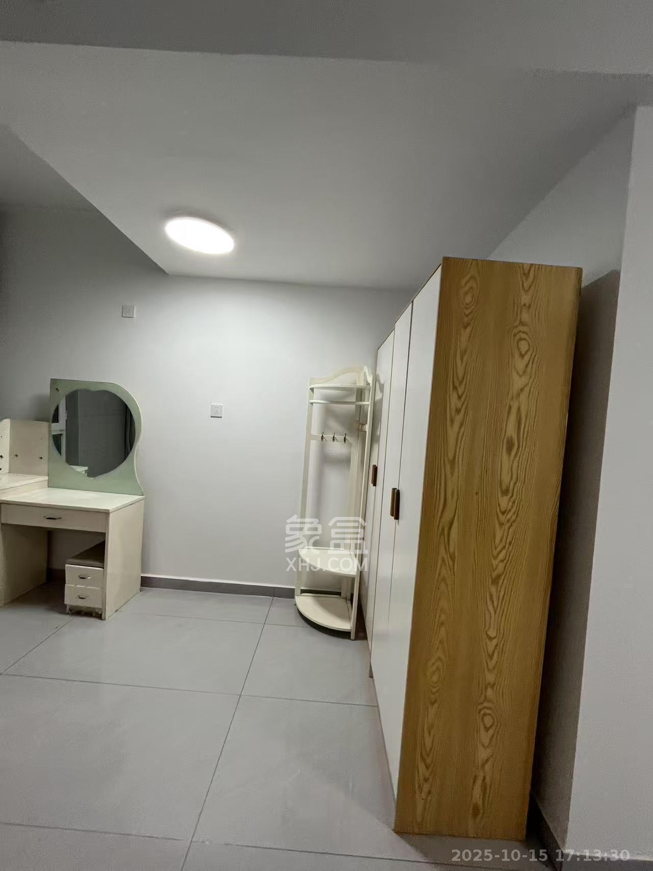 汀兰雅苑  1室1厅1卫    2100.0元/月室内图