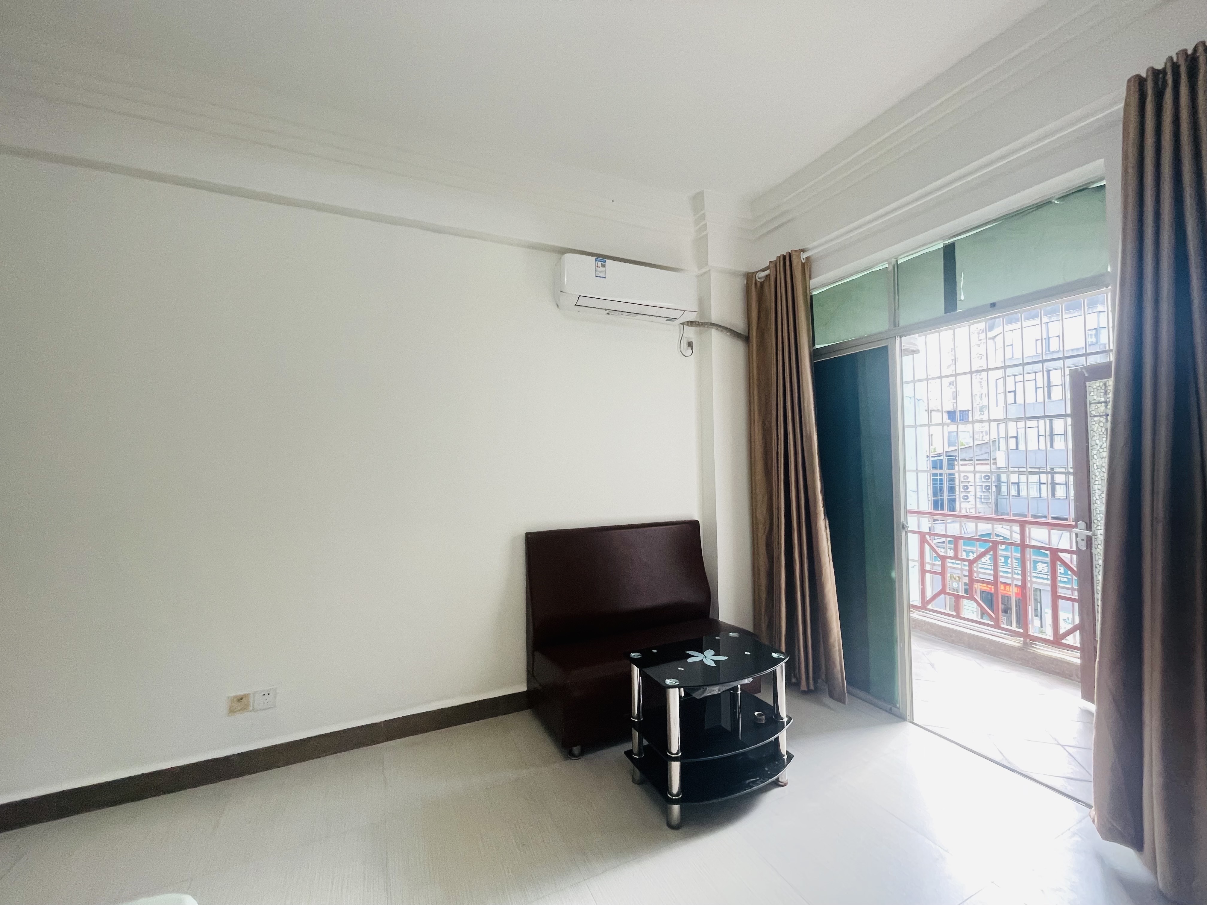 远东雅居 1室1厅1卫 1300.0元/月 远东雅居 1室1厅1卫 1300.0元/月室内图