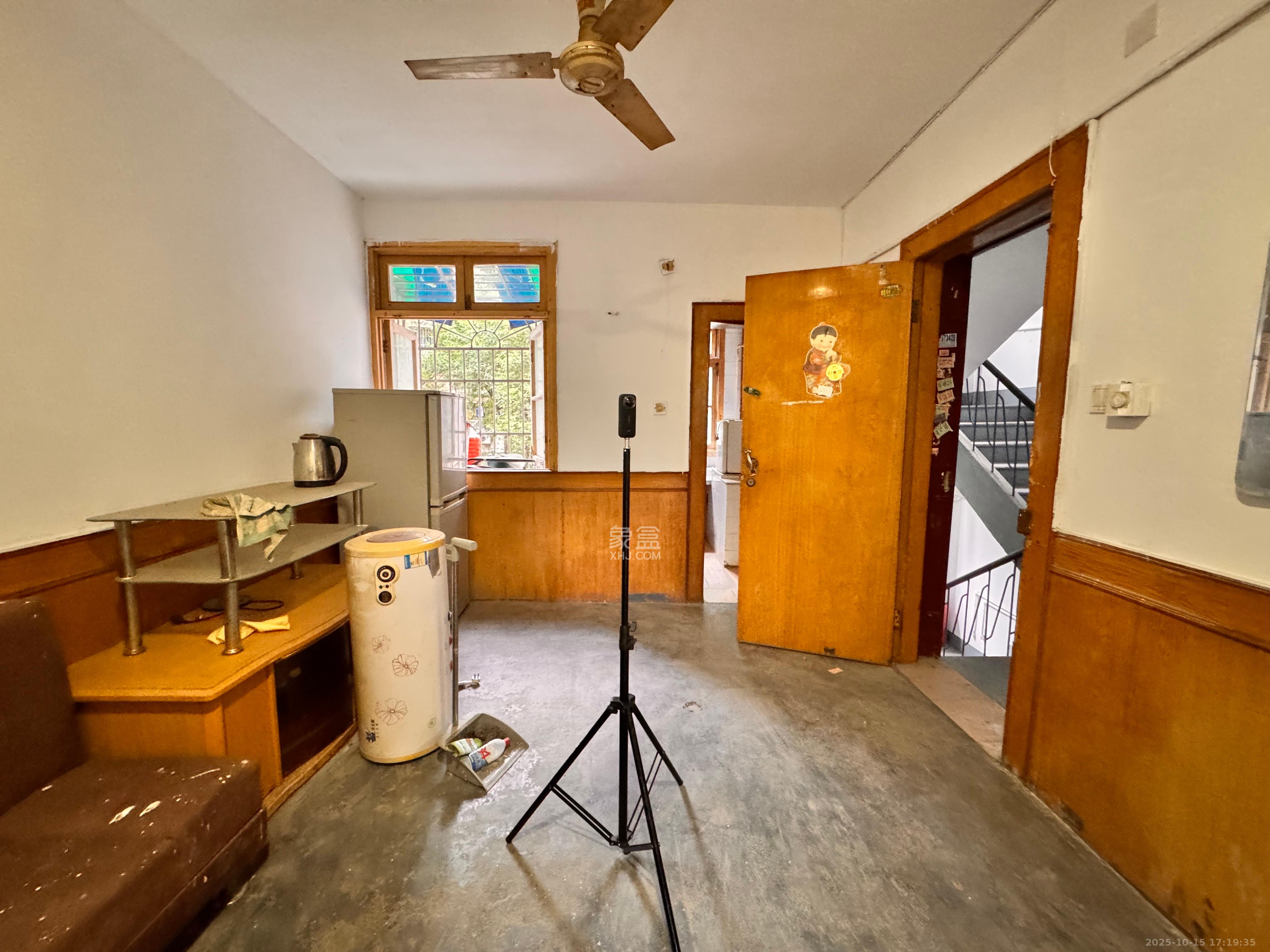 长坡社区  1室1厅1卫    1000.0元/月