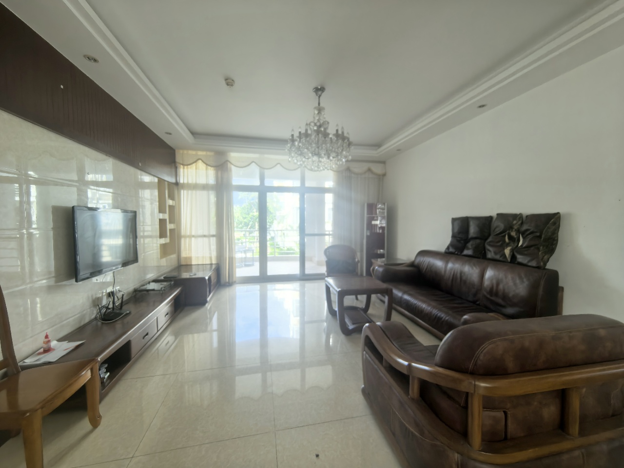 阳光经典  4室2厅2卫    460.0万