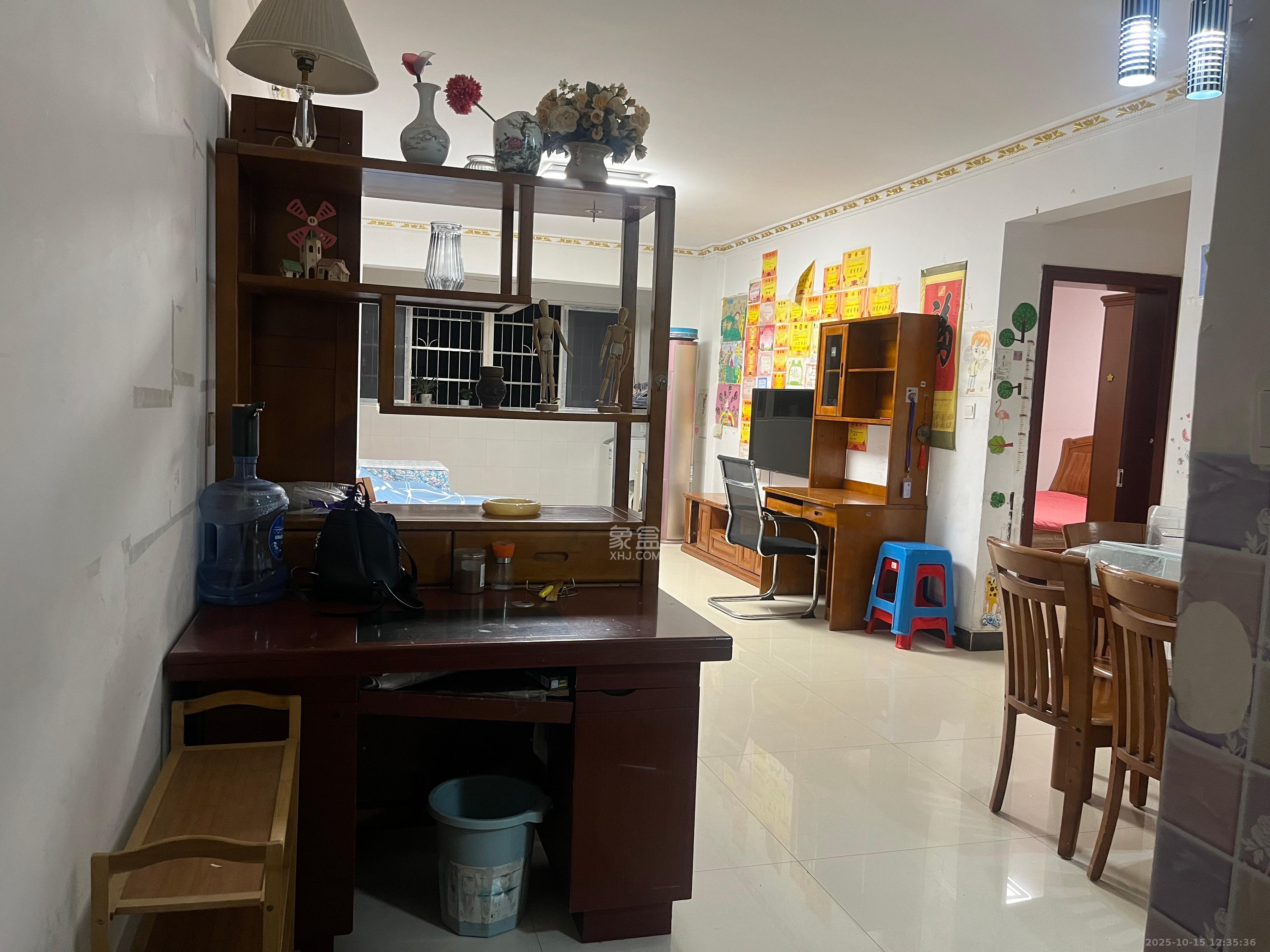 东门尚苑  2室2厅1卫    1500.0元/月室内图1