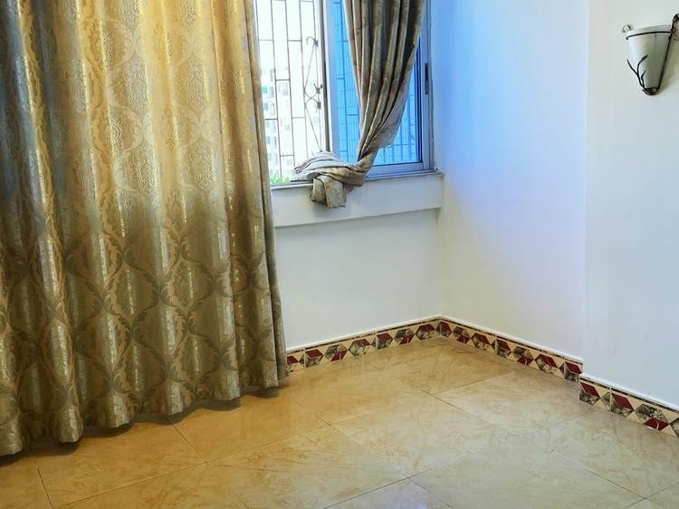 裕兴大厦 3室2厅1卫 1800.0元/月 裕兴大厦 3室2厅1卫 1800.0元/月室内图