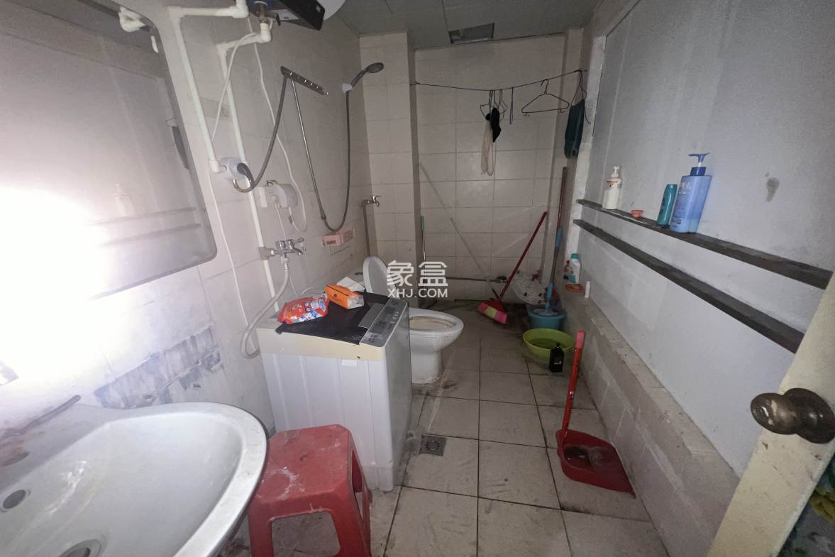 富豪大厦(富豪花园) 2室1厅1卫 1600.0元/月 富豪大厦(富豪花园) 2室1厅1卫 1600.0元/月室内图