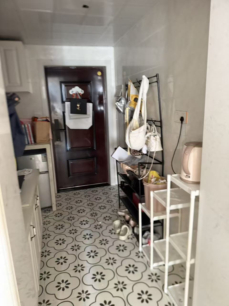 佳源罗马都市 1室0厅0卫 1100.0元/月 佳源罗马都市 1室0厅0卫 1100.0元/月室内图