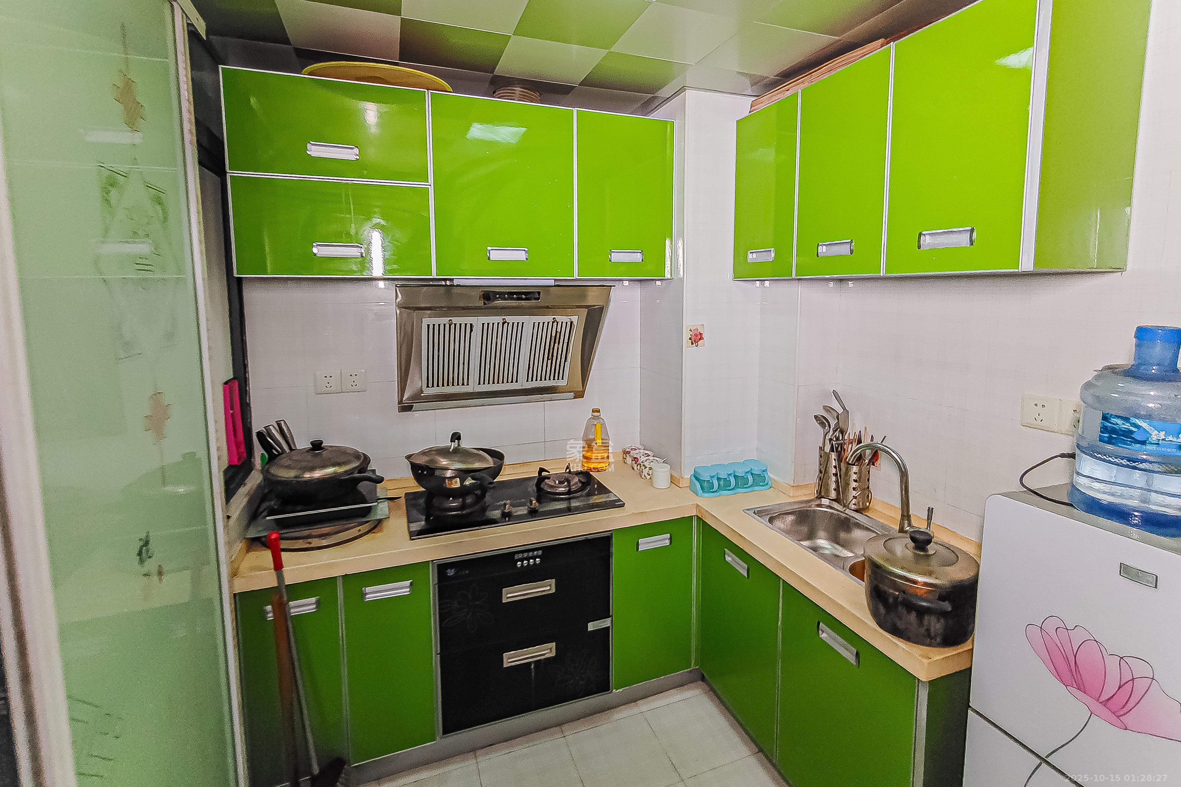 书院观邸  1室1厅1卫    48.0万 书院观邸  1室1厅1卫    48.0万厨房